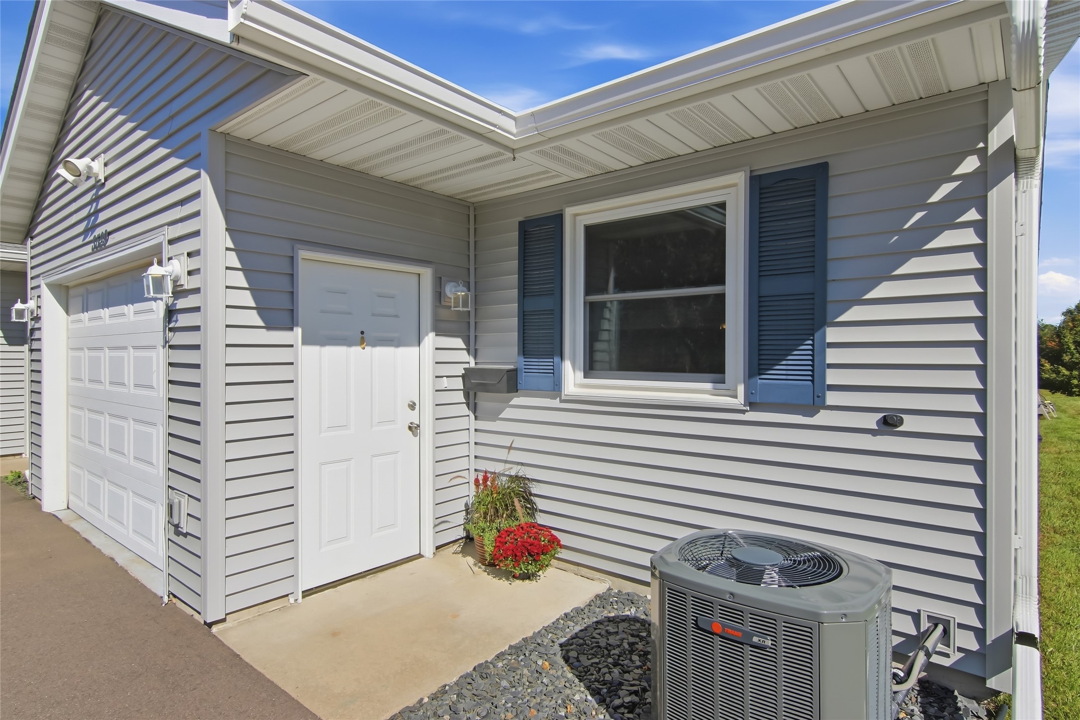 3529 Lever Street Property Photo 20