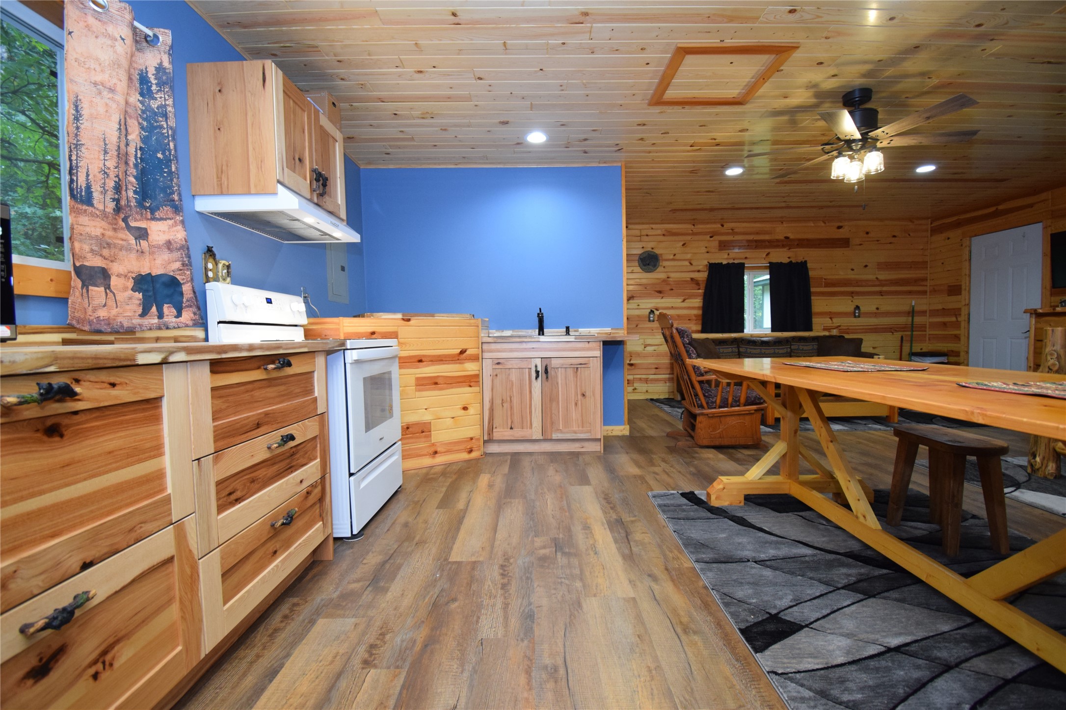 W9444 Dock Lake Road Property Photo 18
