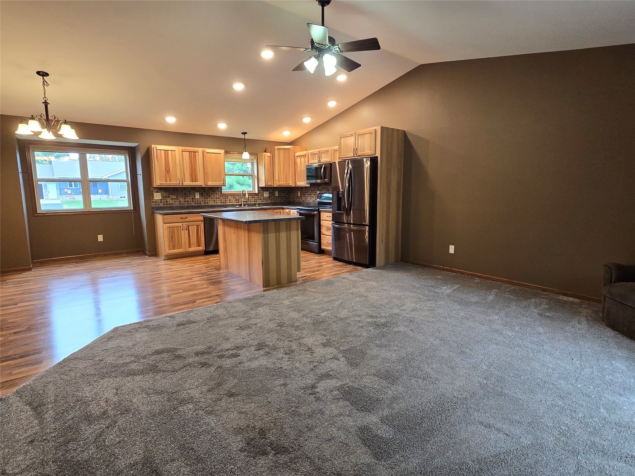 298 Thompson Terrace Drive Property Photo 13