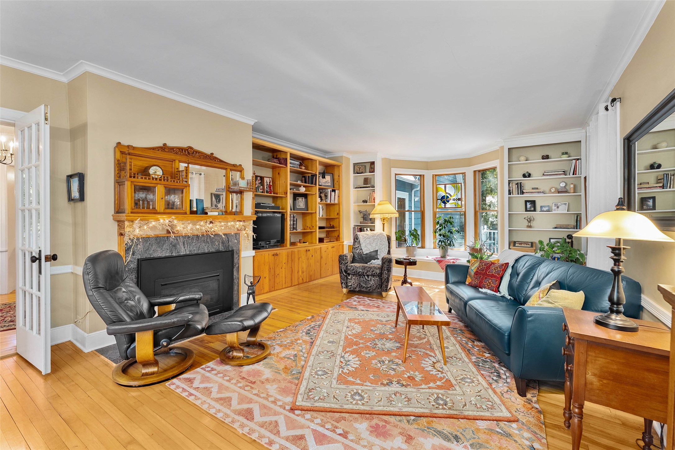 525 Summit Avenue Property Photo 8