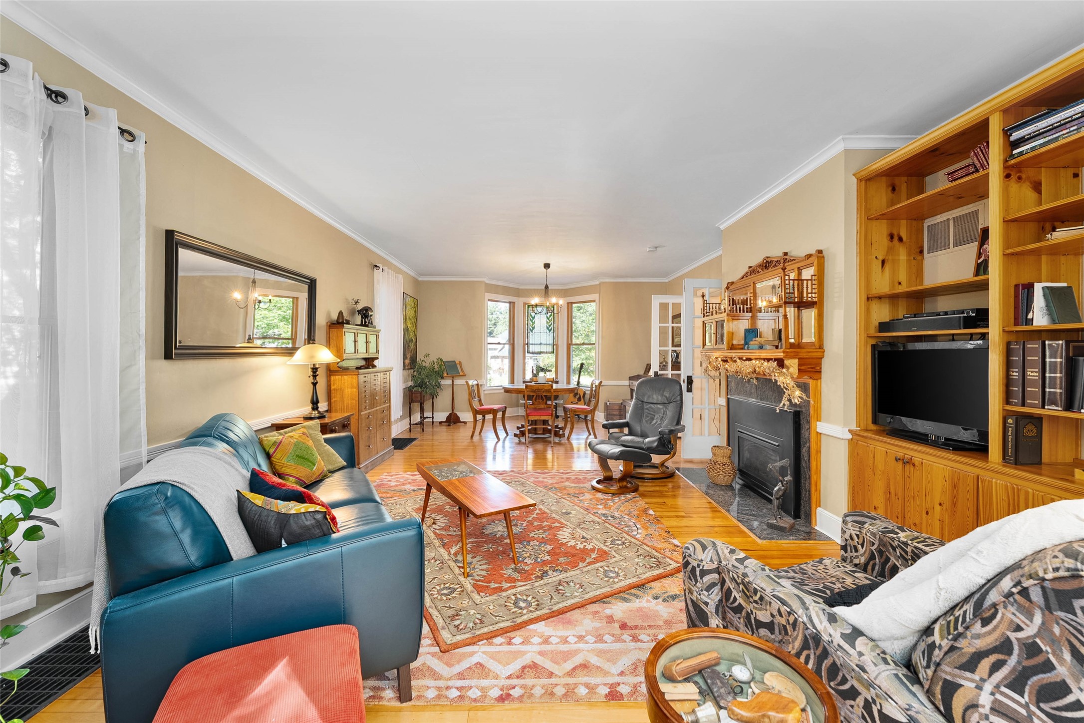 525 Summit Avenue Property Photo 10