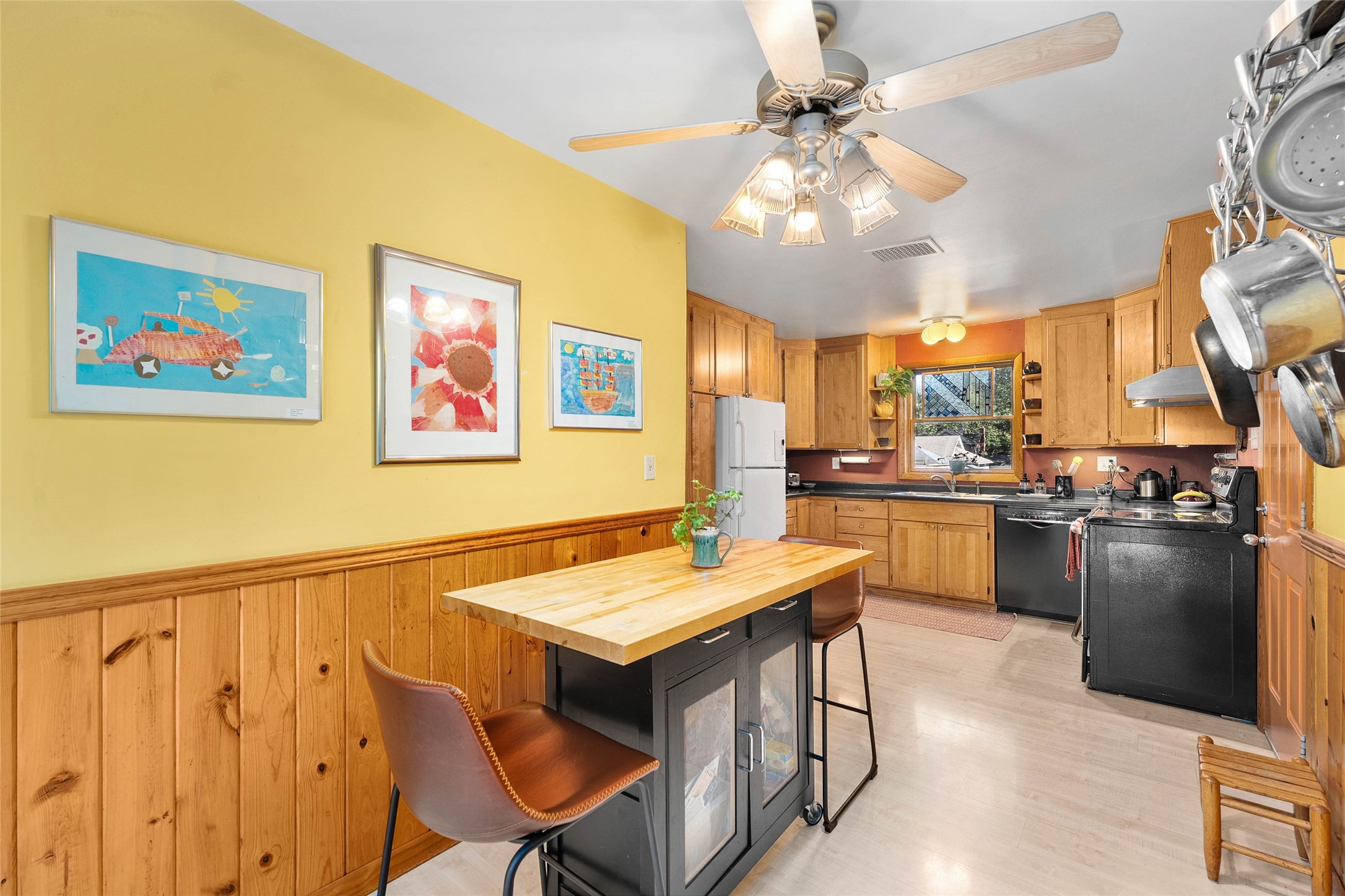 525 Summit Avenue Property Photo 19