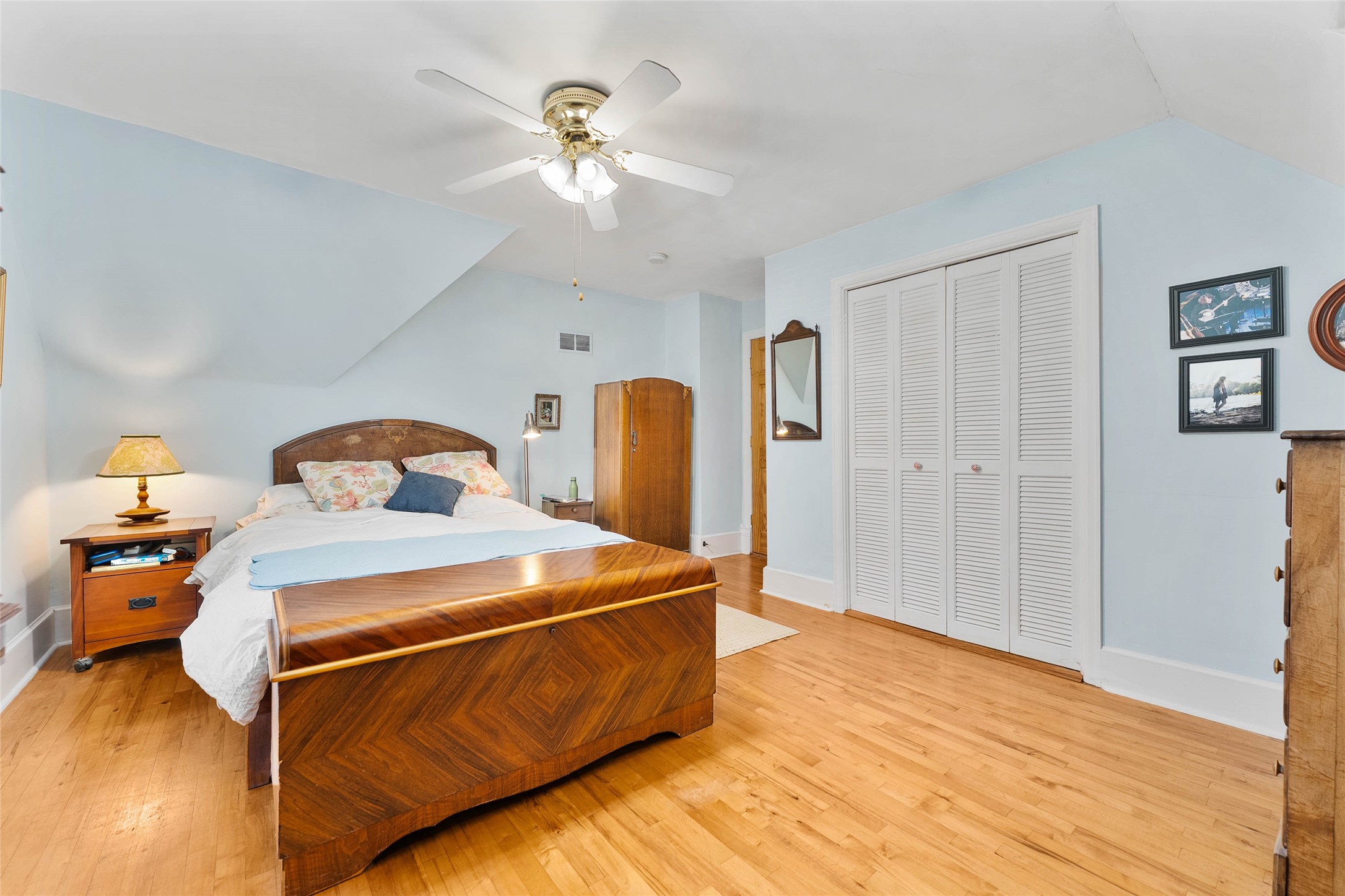 525 Summit Avenue Property Photo 31
