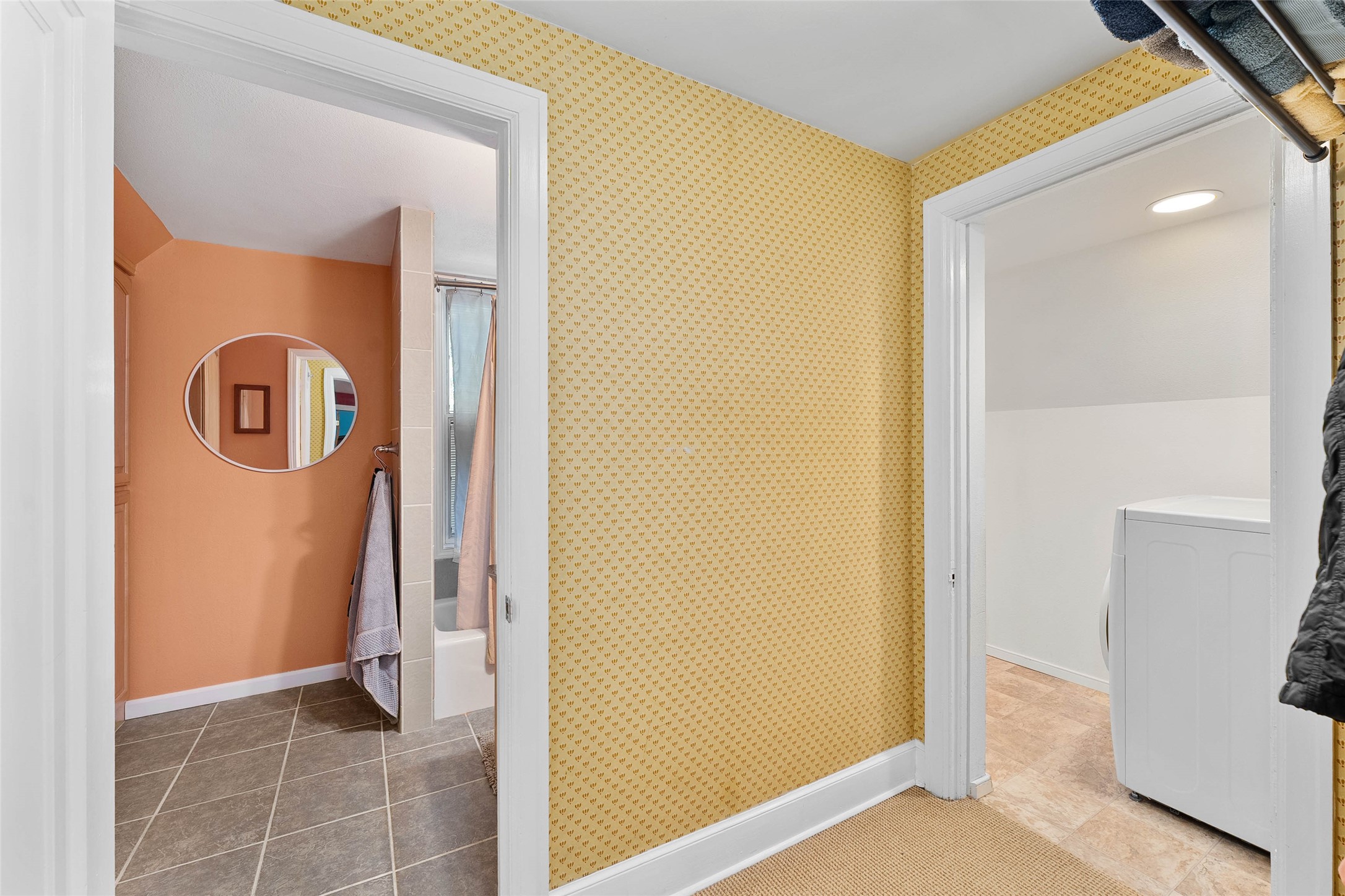525 Summit Avenue Property Photo 35