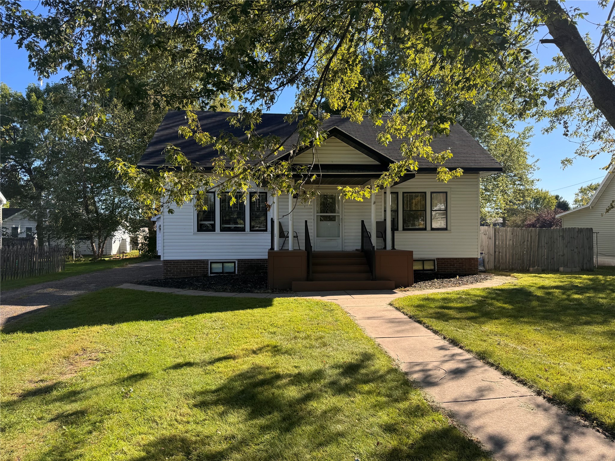 304 Wisconsin Avenue Property Photo 3