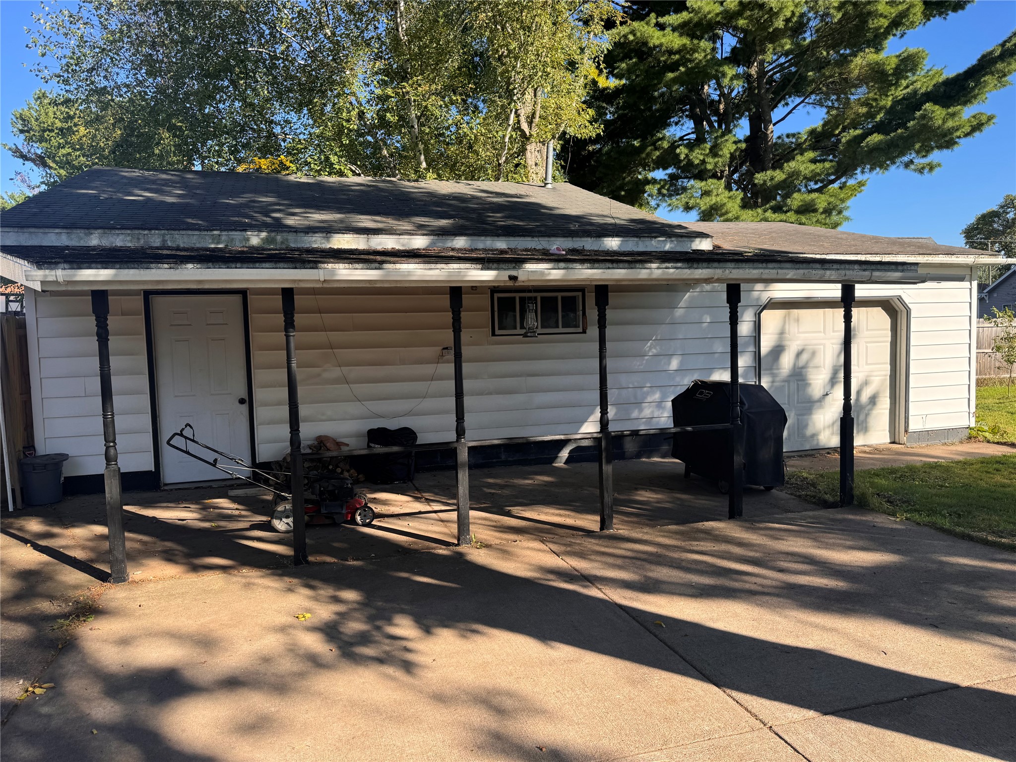 304 Wisconsin Avenue Property Photo 4