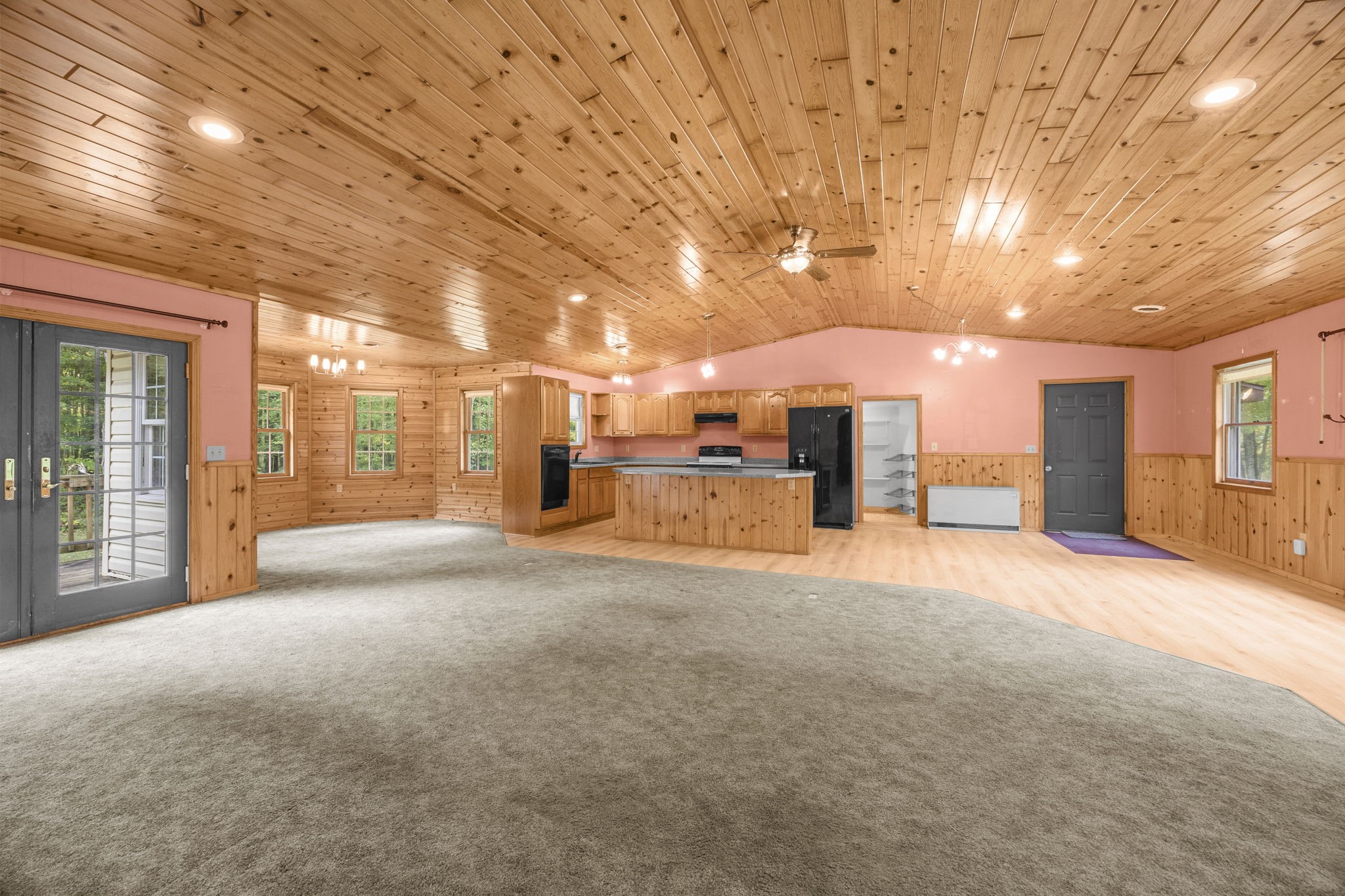 26557 Helsene Road Property Photo 16