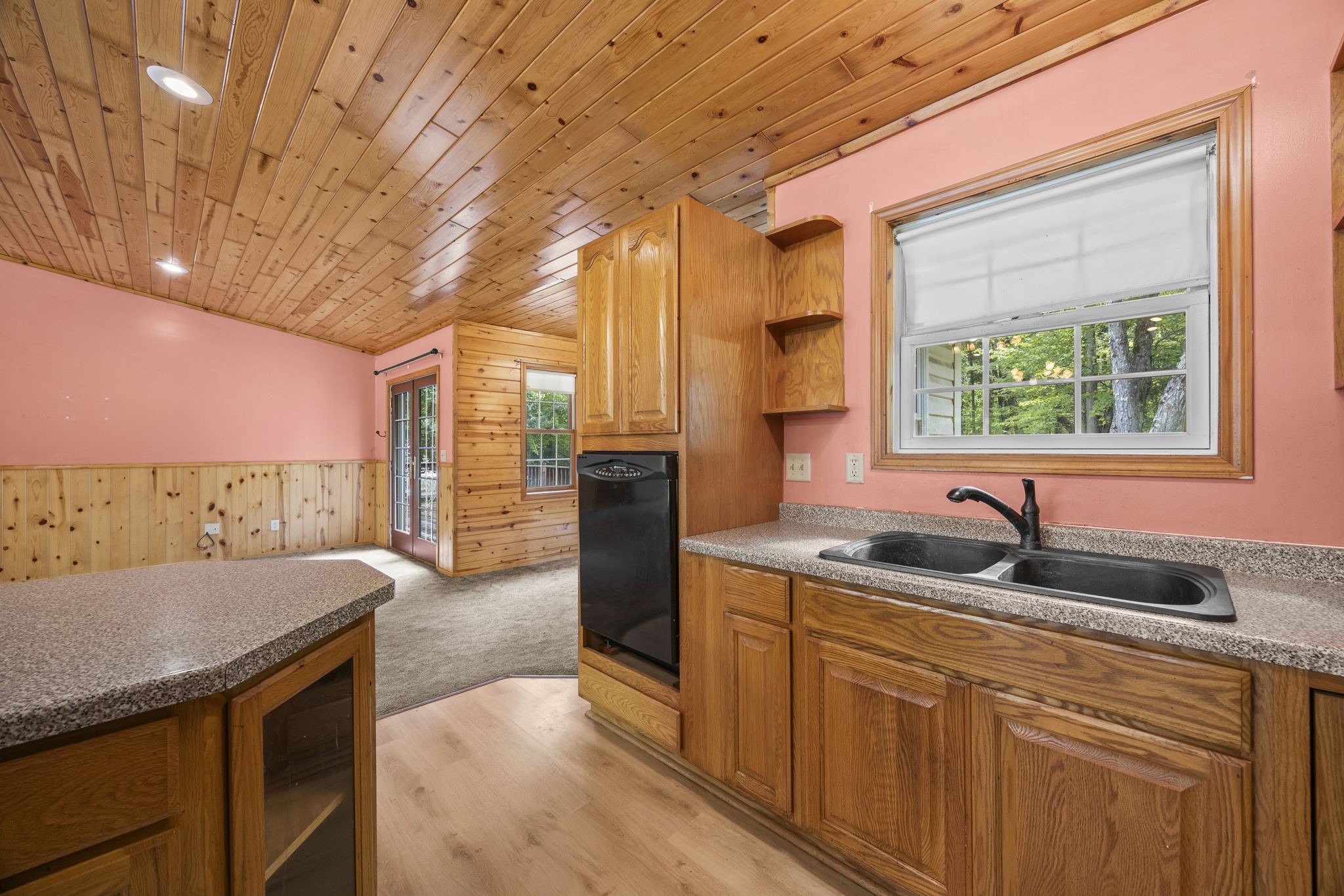 26557 Helsene Road Property Photo 25