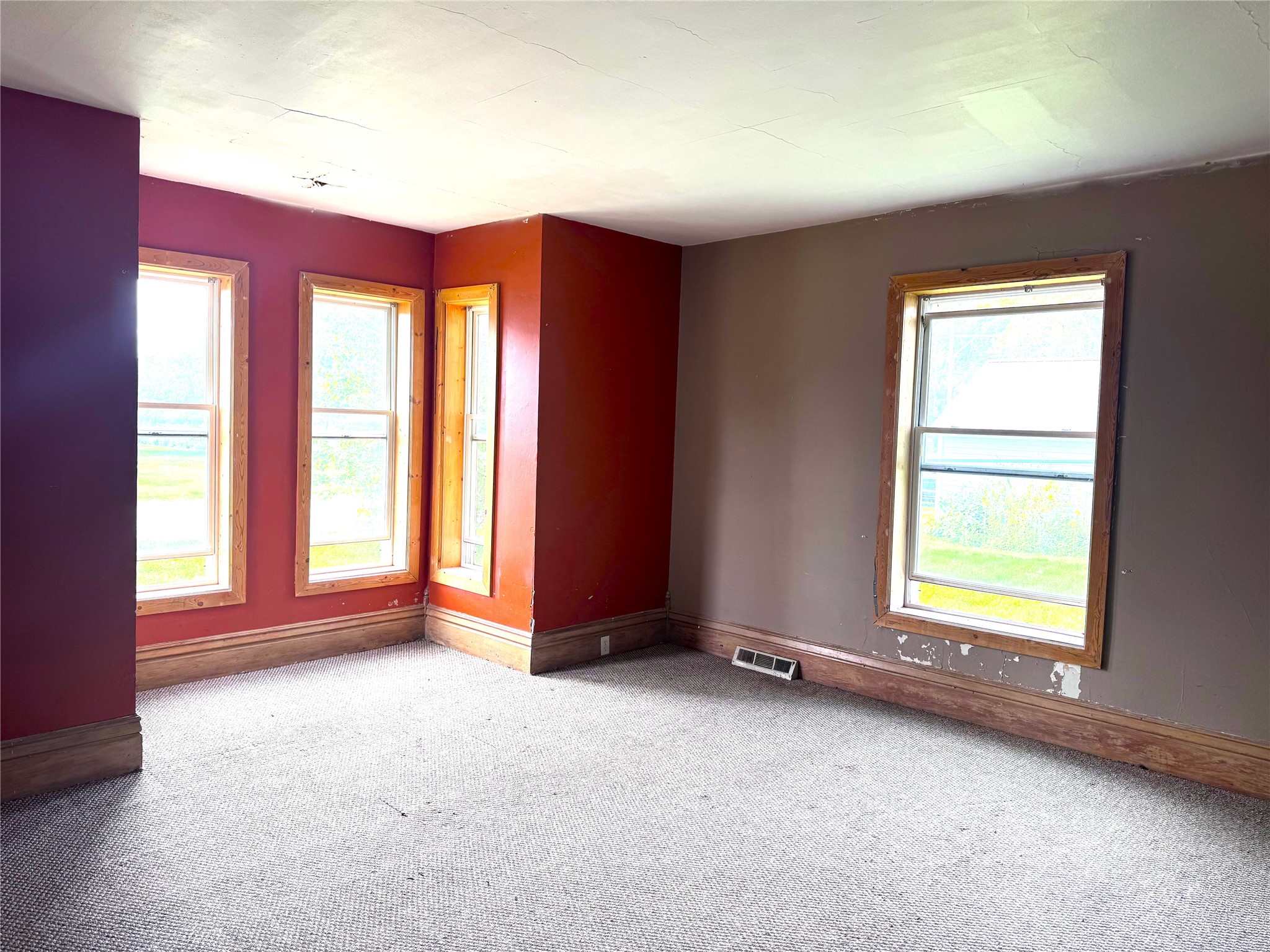 35717 4th Street Property Photo 14