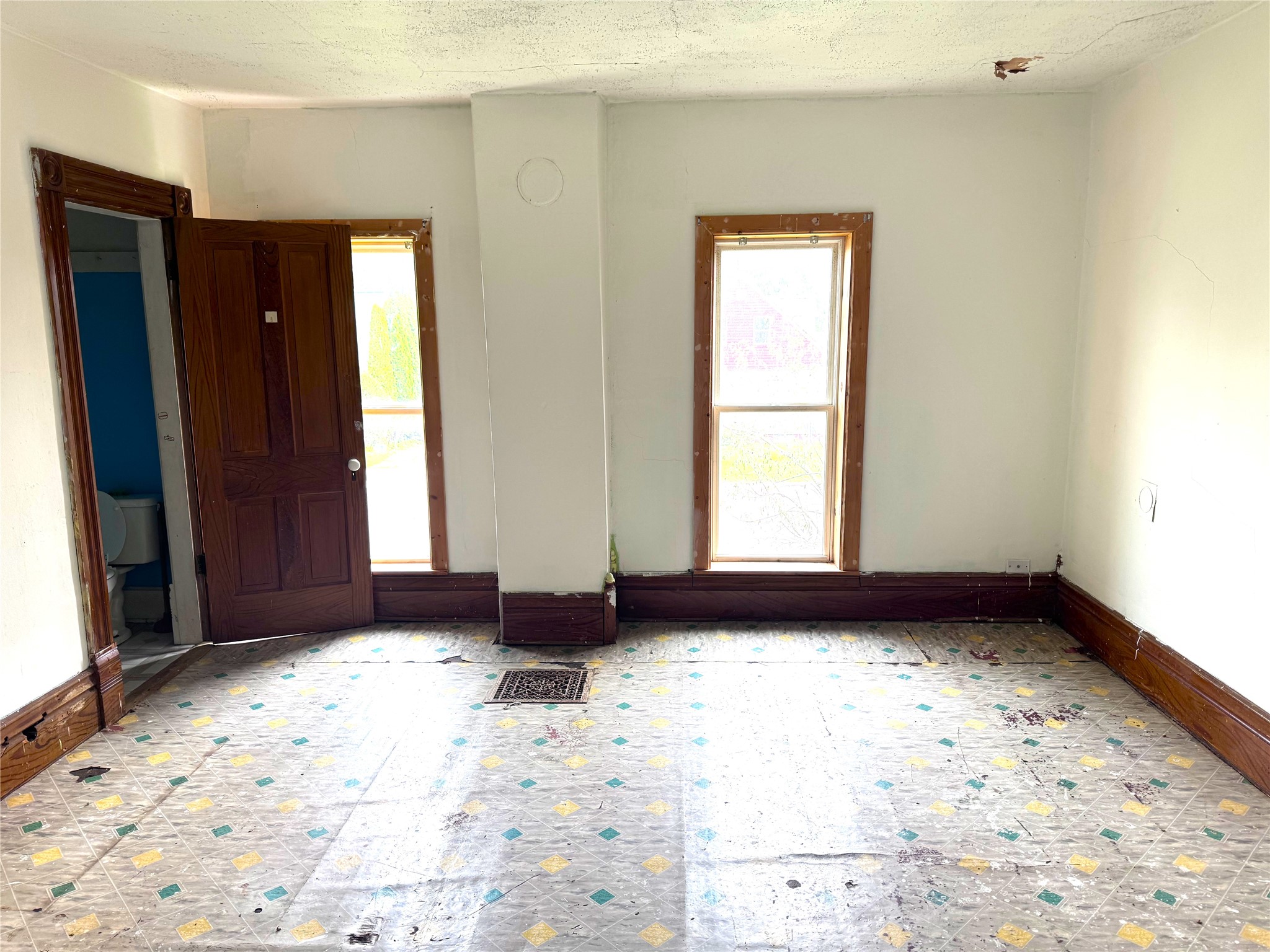 35717 4th Street Property Photo 16