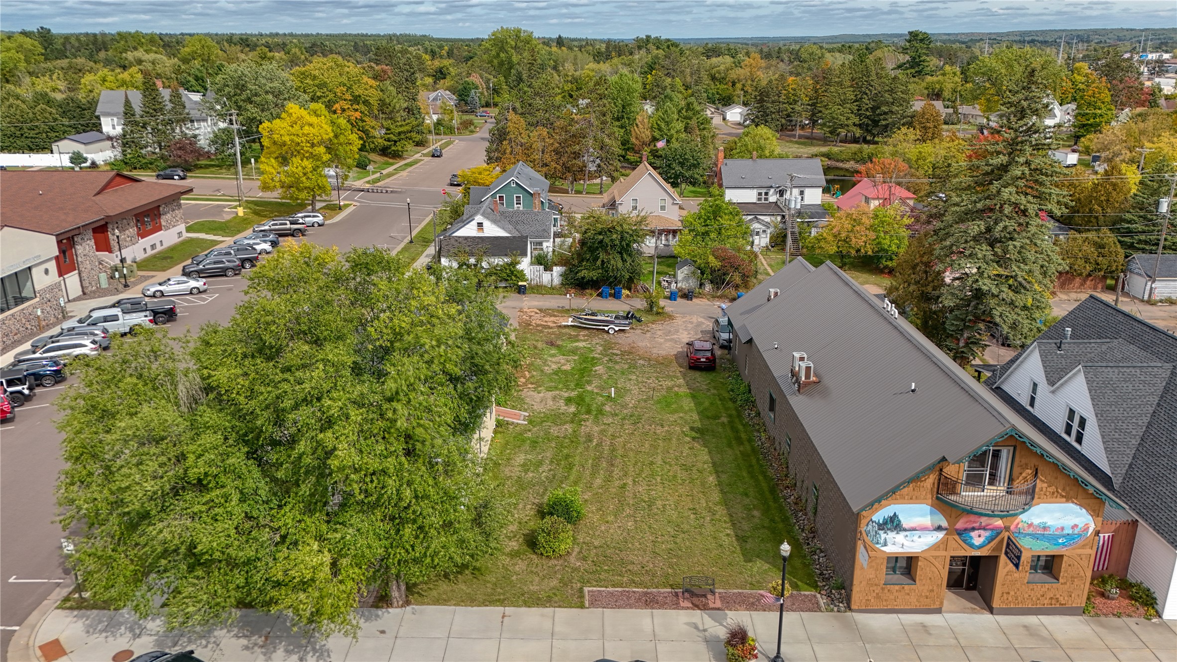 10596 Main Street Property Photo 5