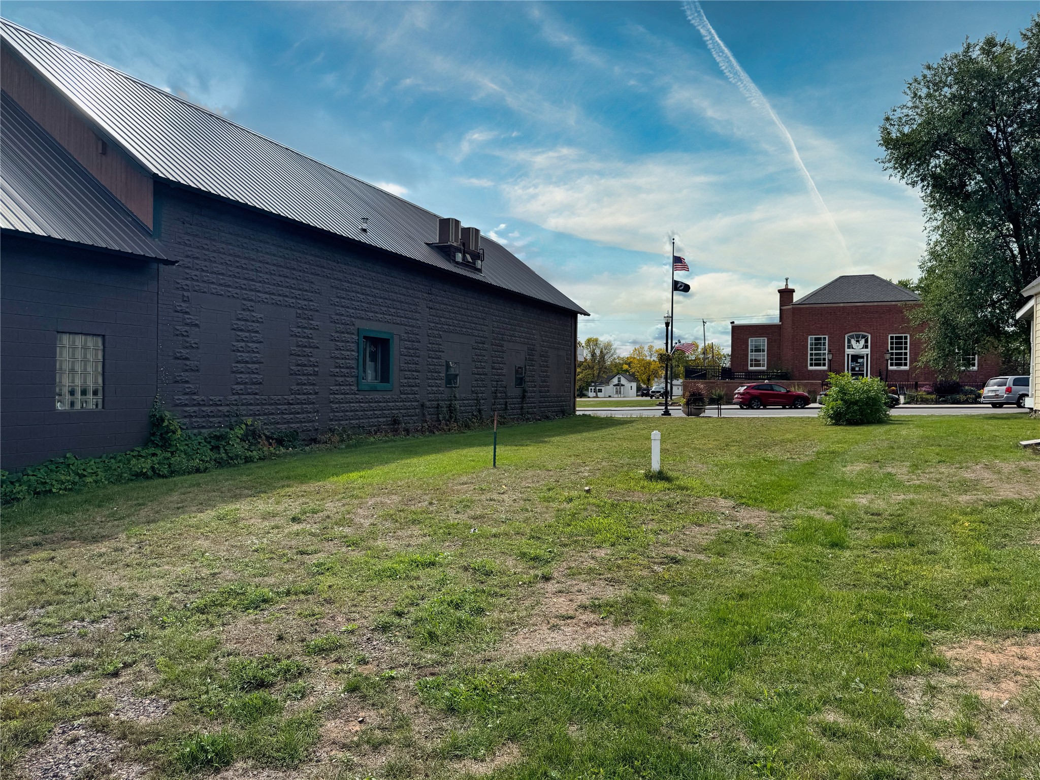 10596 Main Street Property Photo 23