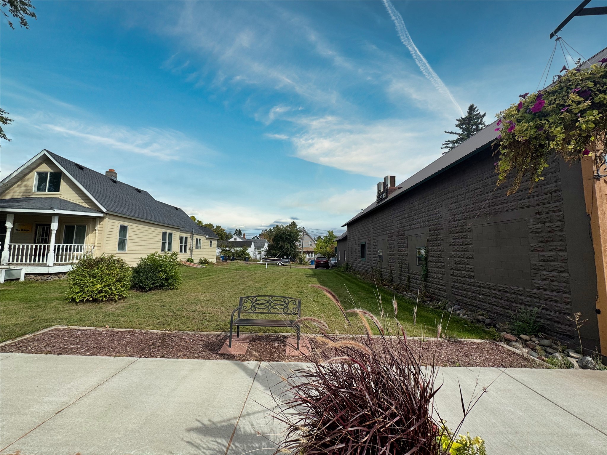 10596 Main Street Property Photo 25