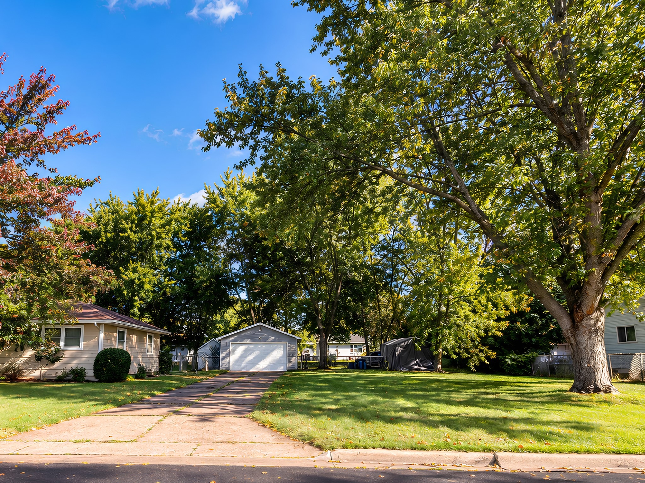 542 Roland Street Property Photo 1