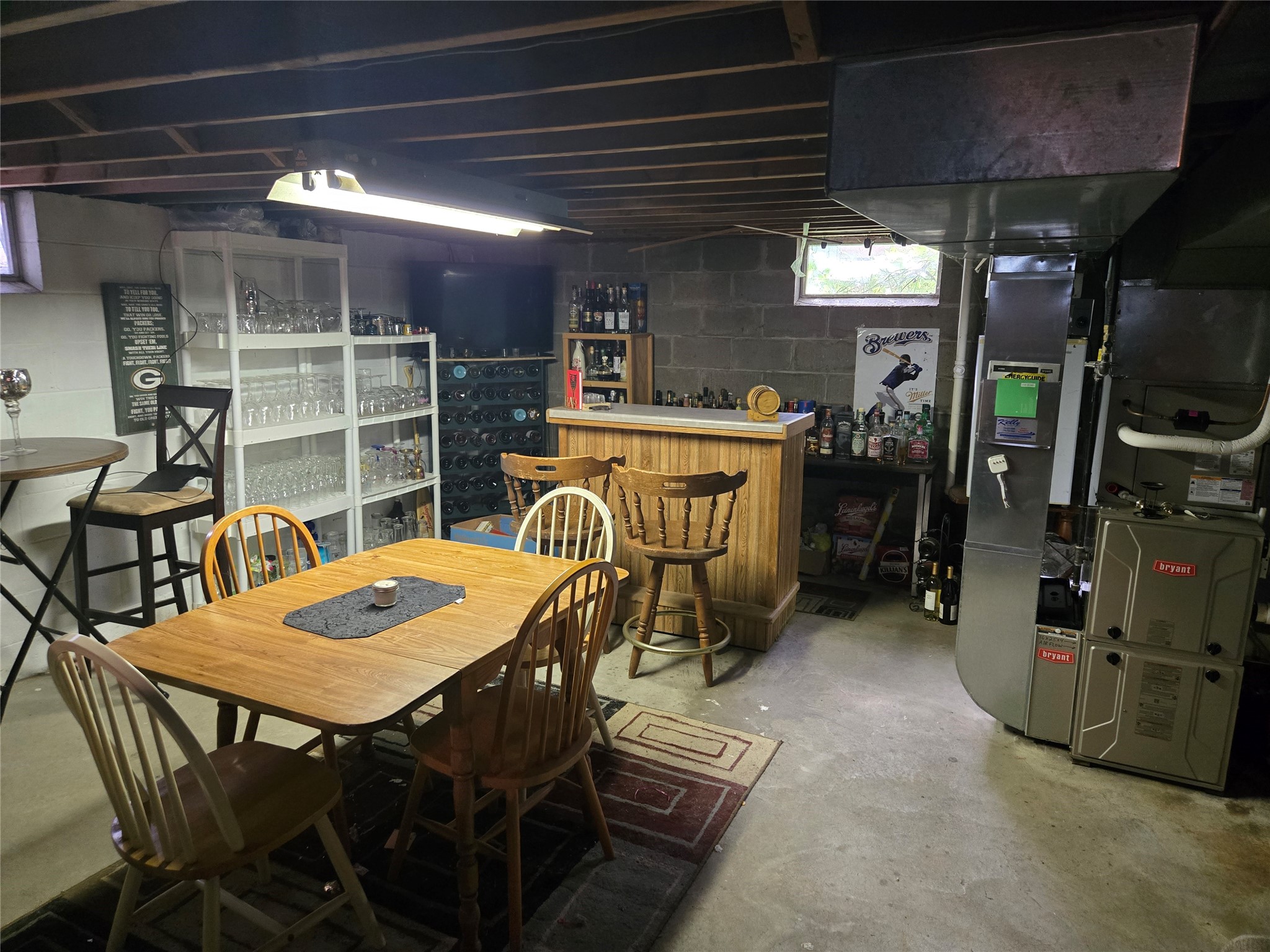 105 E Walnut Street Property Photo 21