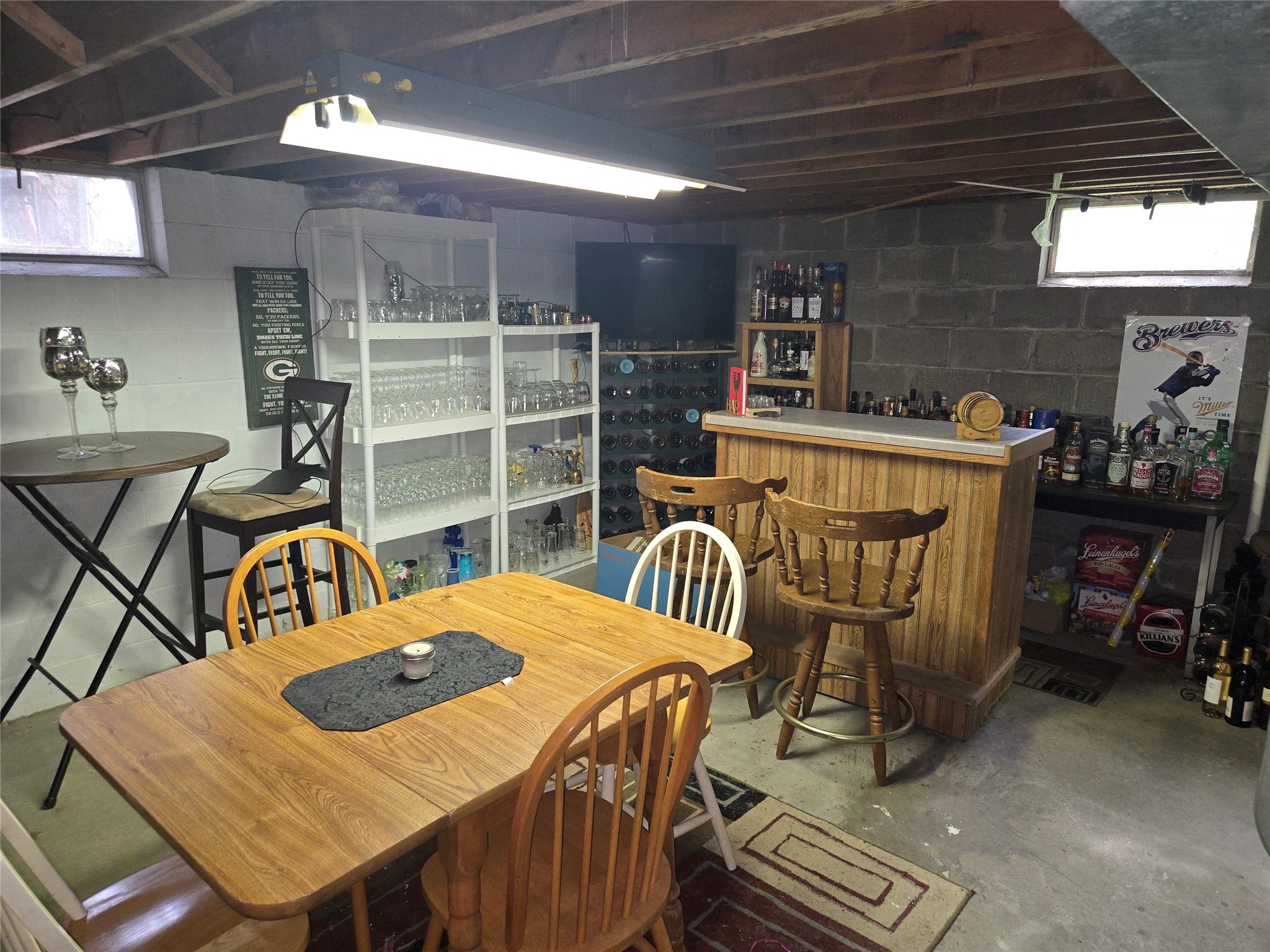 105 E Walnut Street Property Photo 25