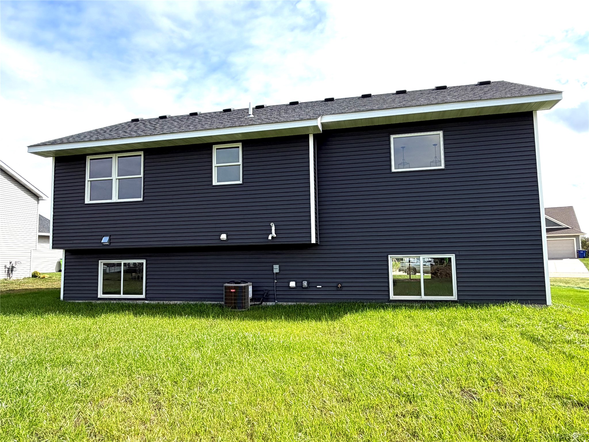 1825 Cypress Trail Property Photo 5