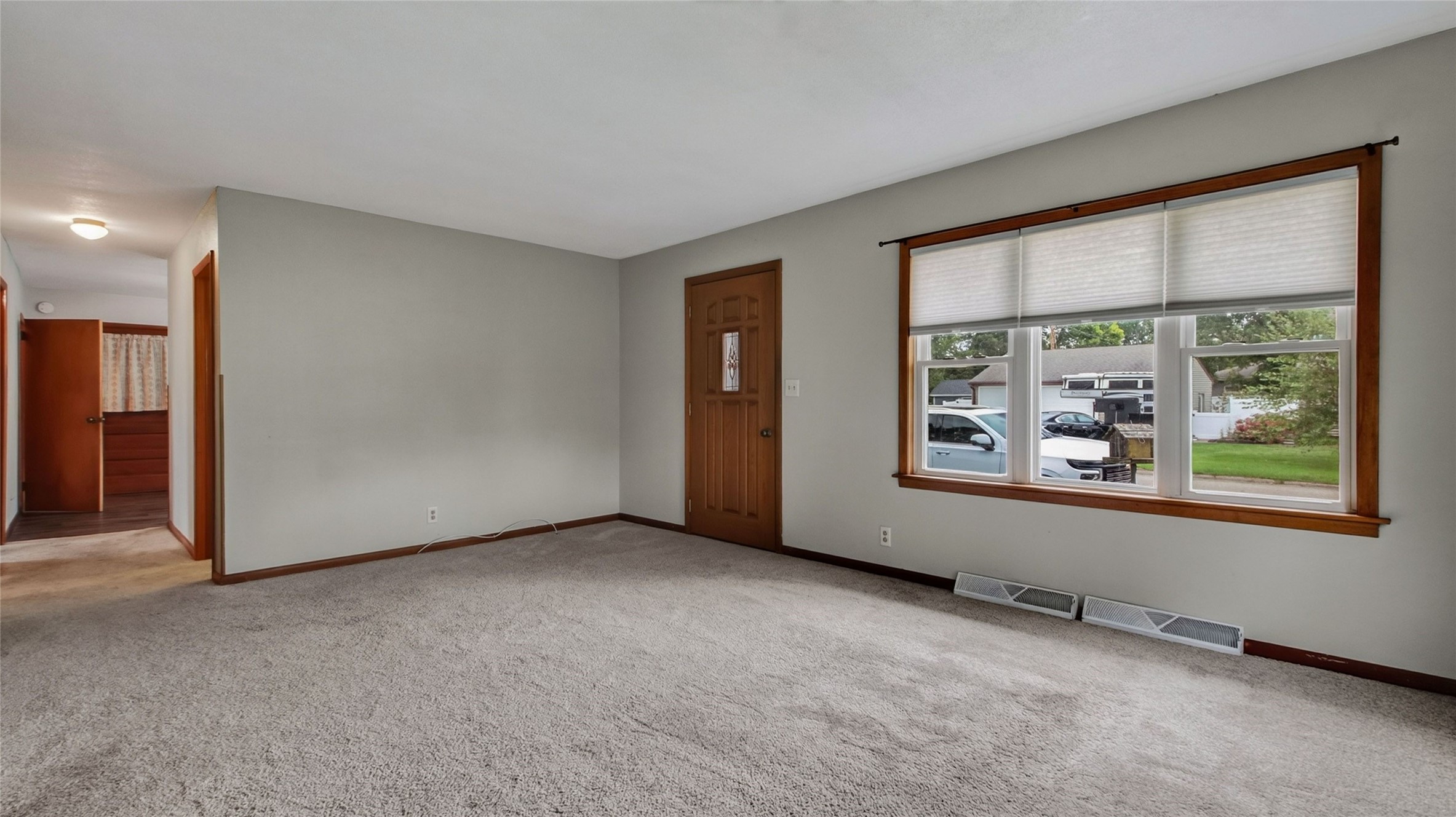 126 S Park Road Property Photo 6