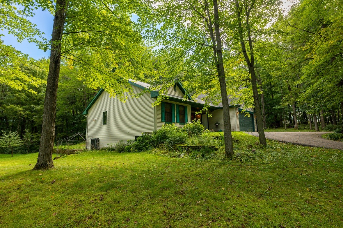N7124 Arbor Lane Property Photo 54