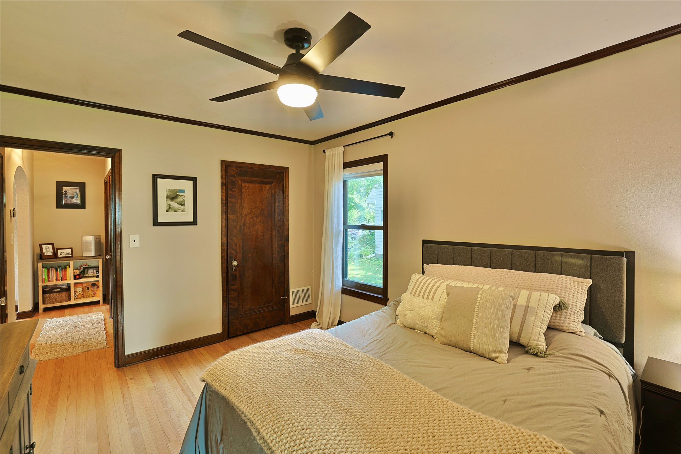 1627 Rust Street Property Photo 17
