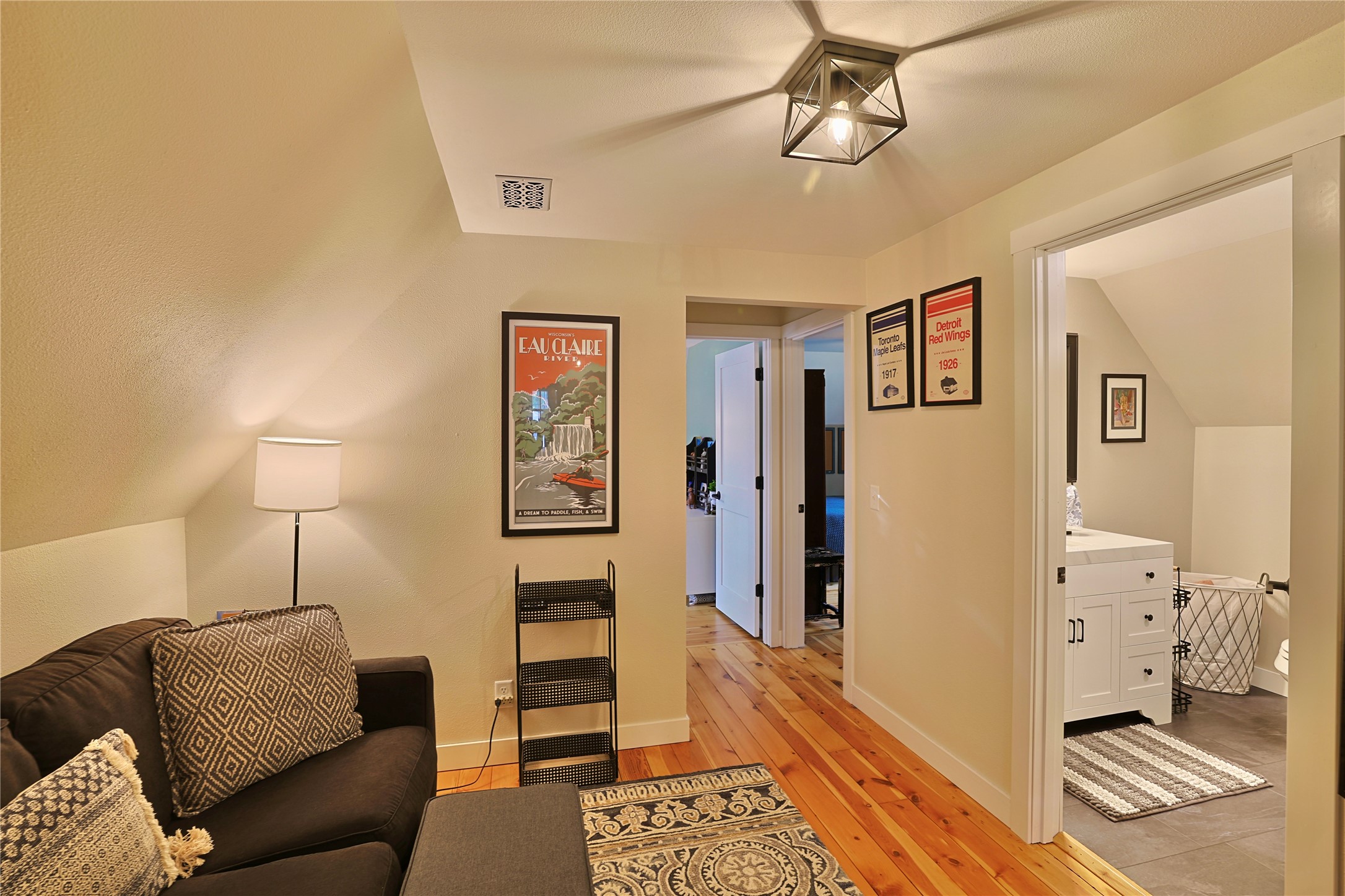 1627 Rust Street Property Photo 23