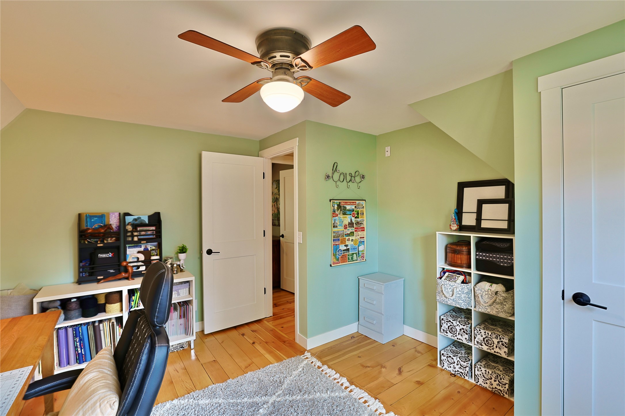 1627 Rust Street Property Photo 27