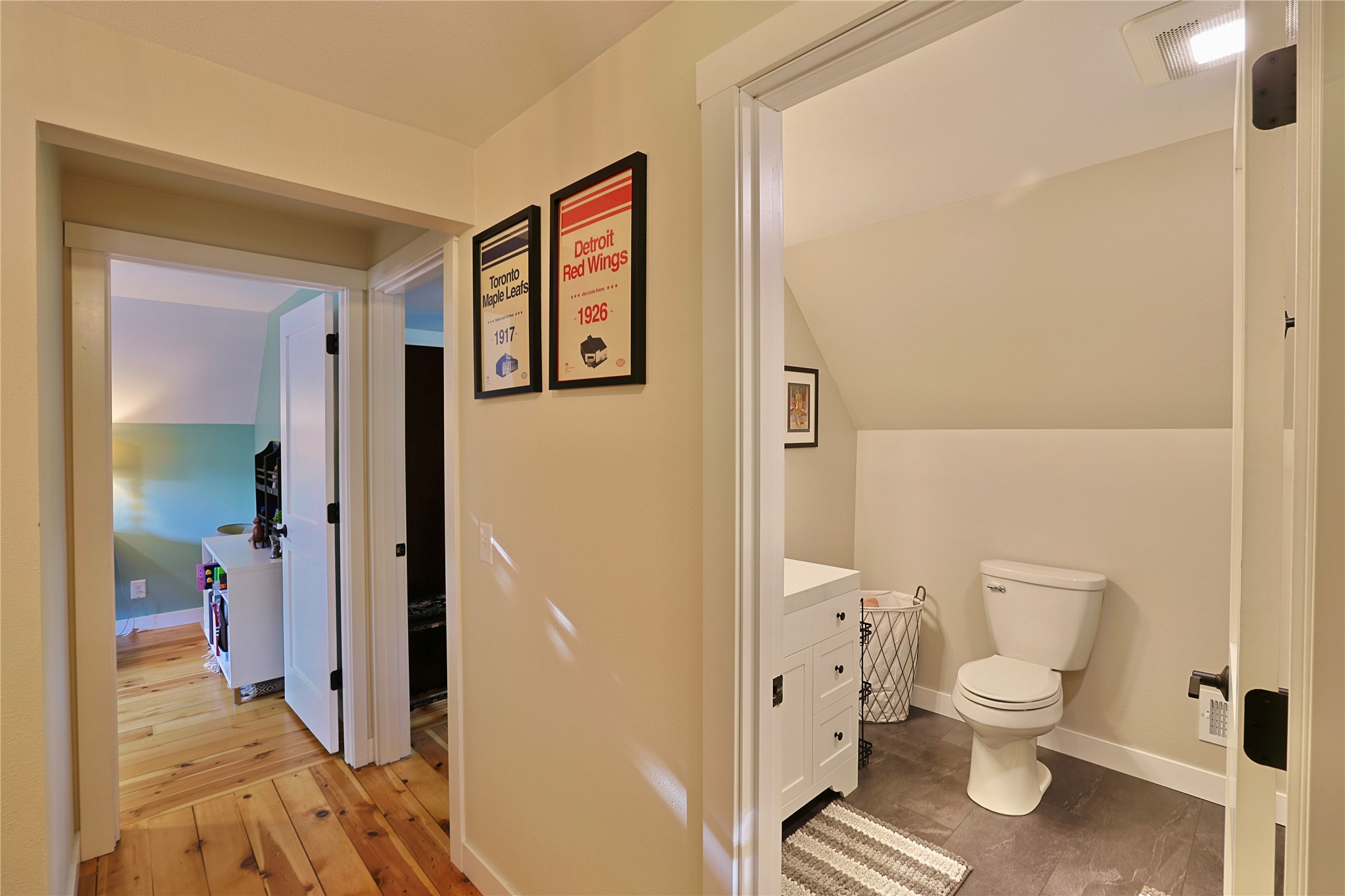1627 Rust Street Property Photo 35
