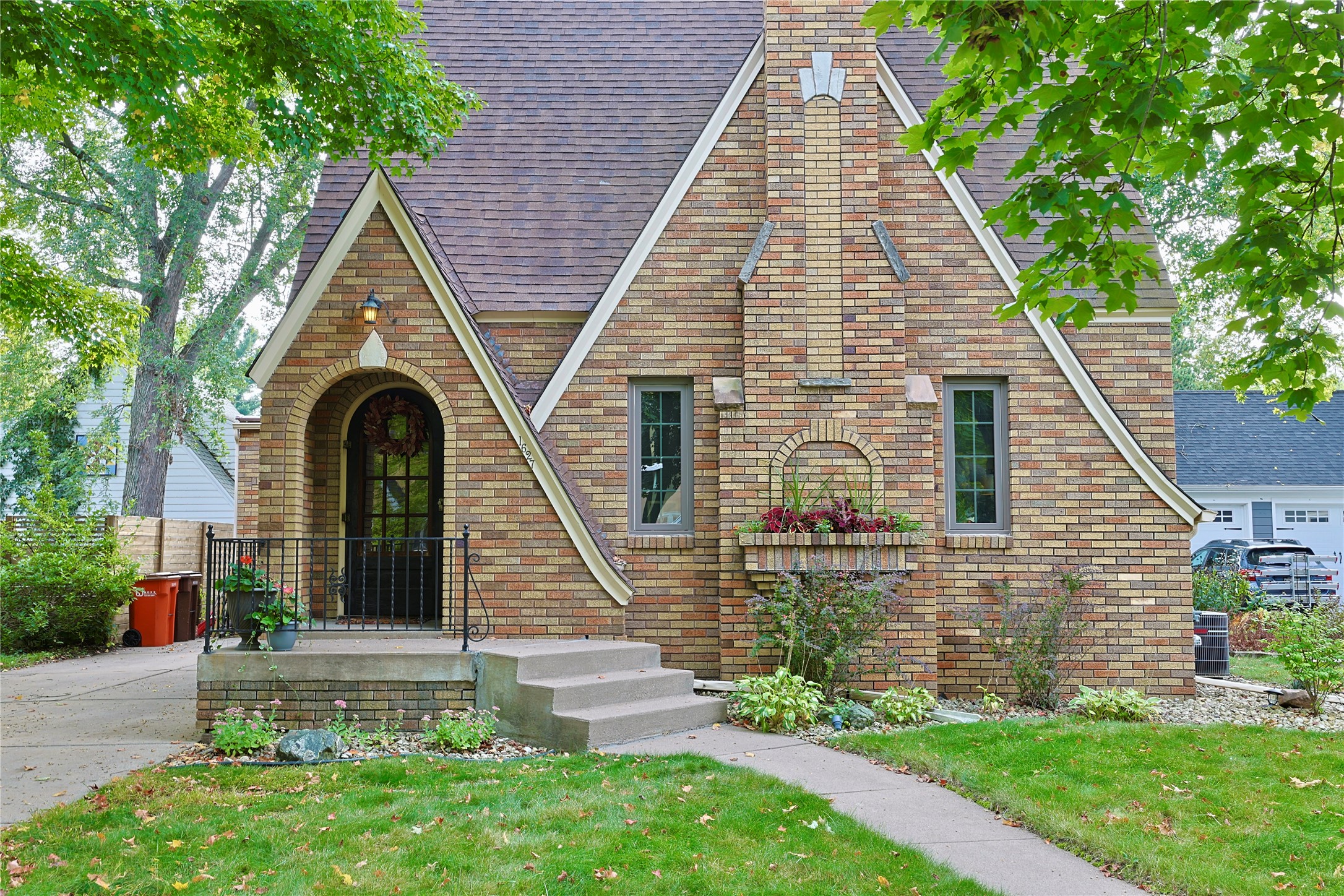1627 Rust Street Property Photo 49