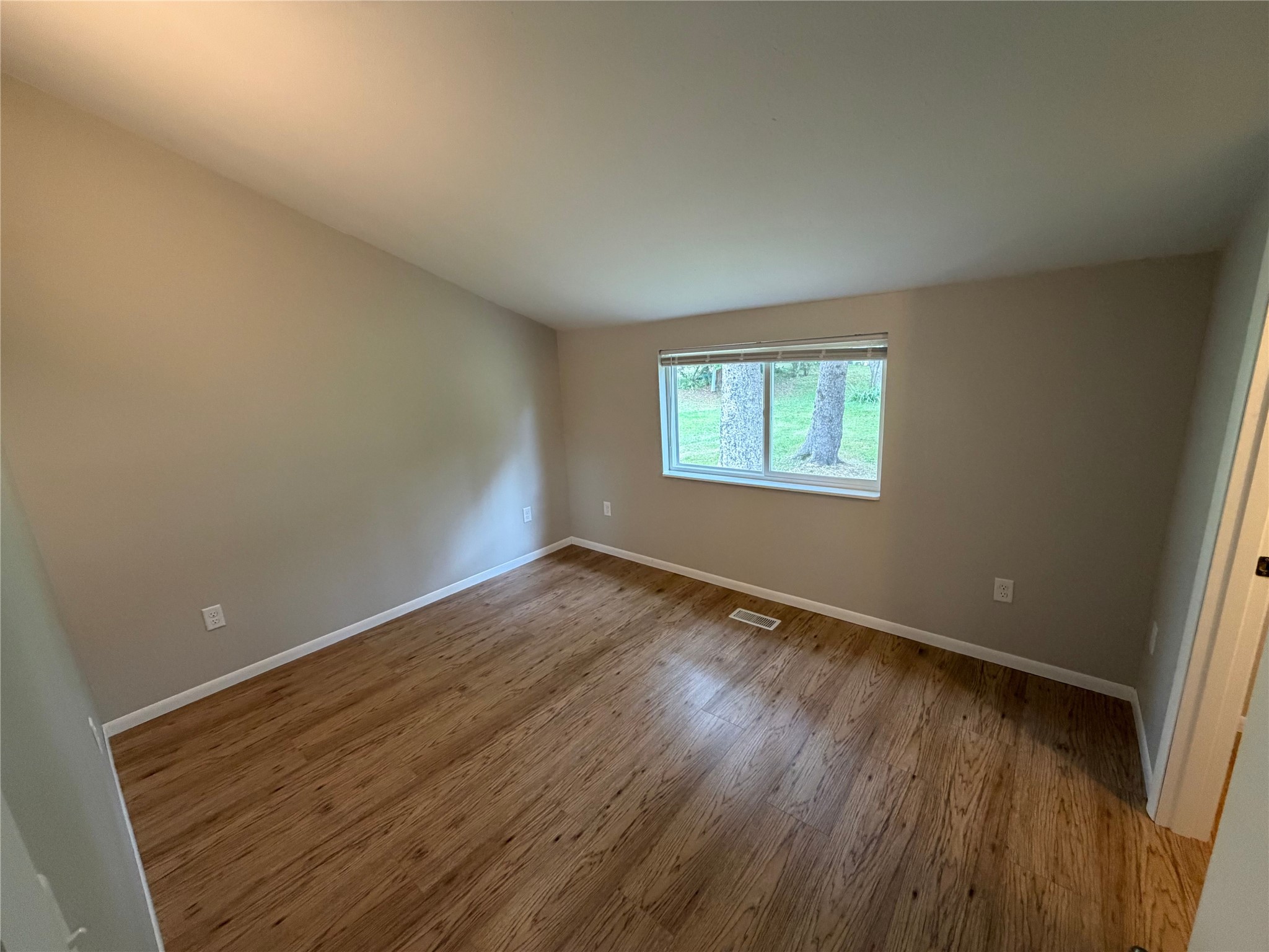 1740 3rd Avenue Property Photo 10