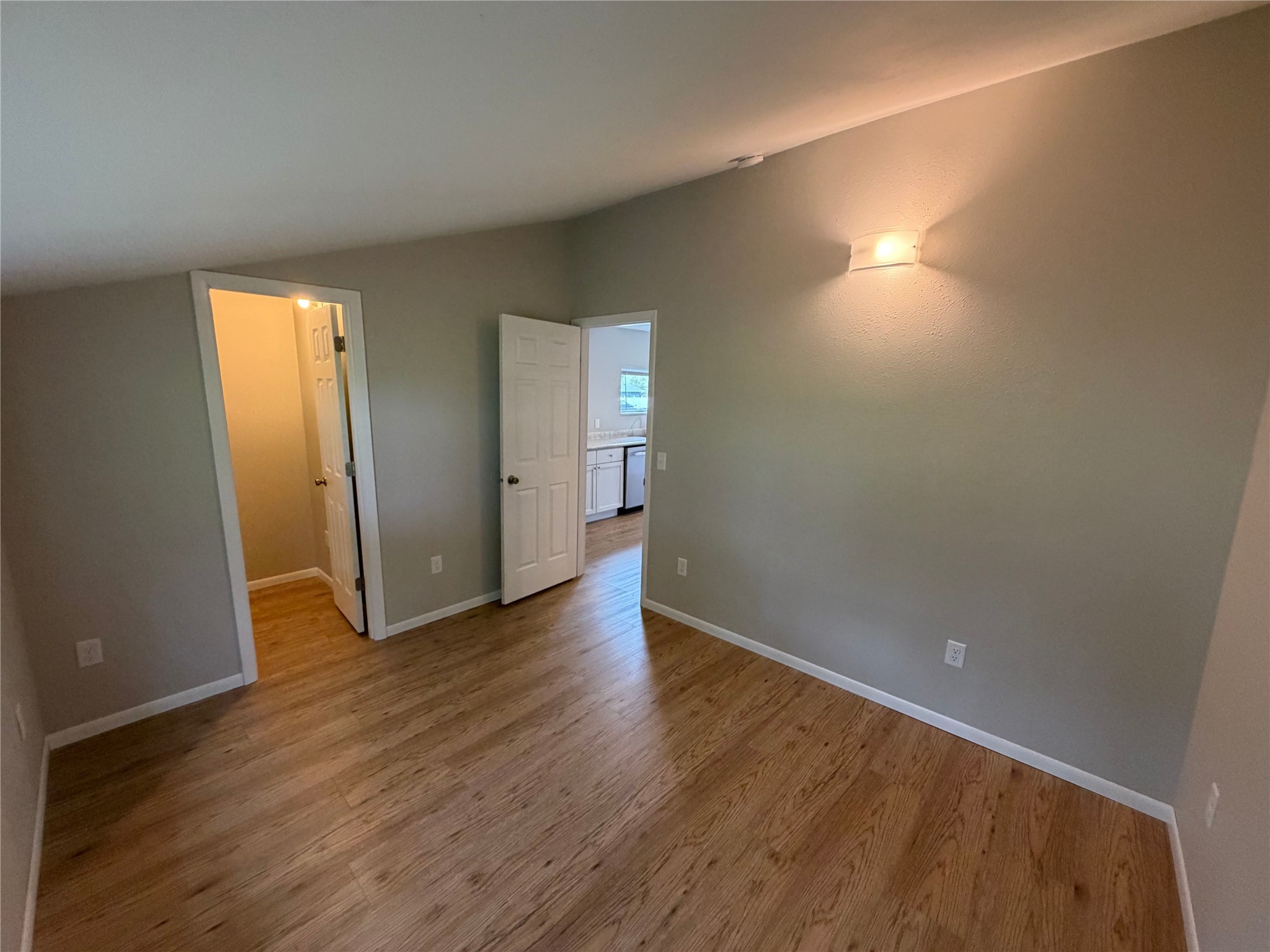1740 3rd Avenue Property Photo 11
