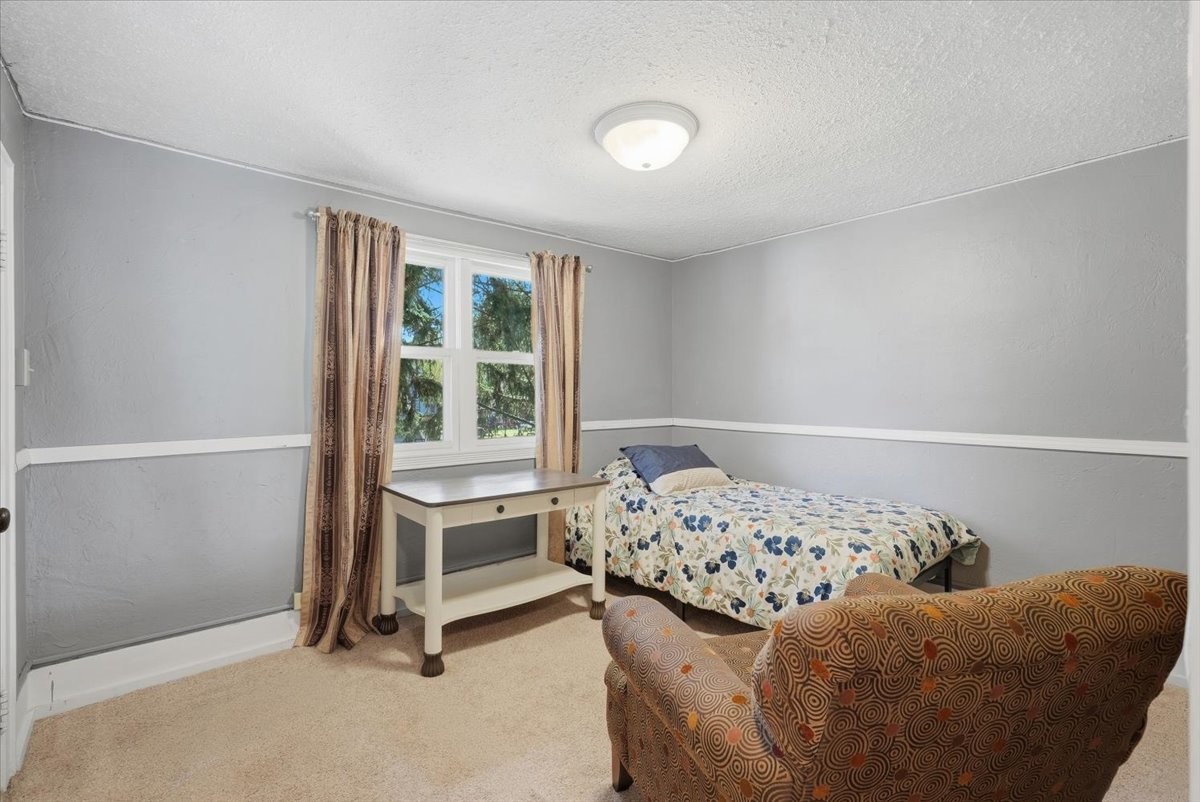 1110 Florence Street Property Photo 15
