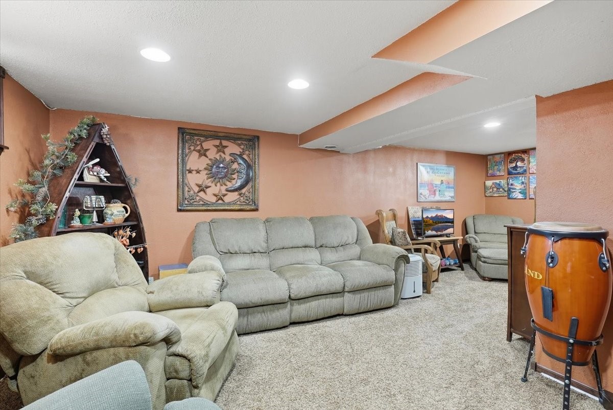 1110 Florence Street Property Photo 20