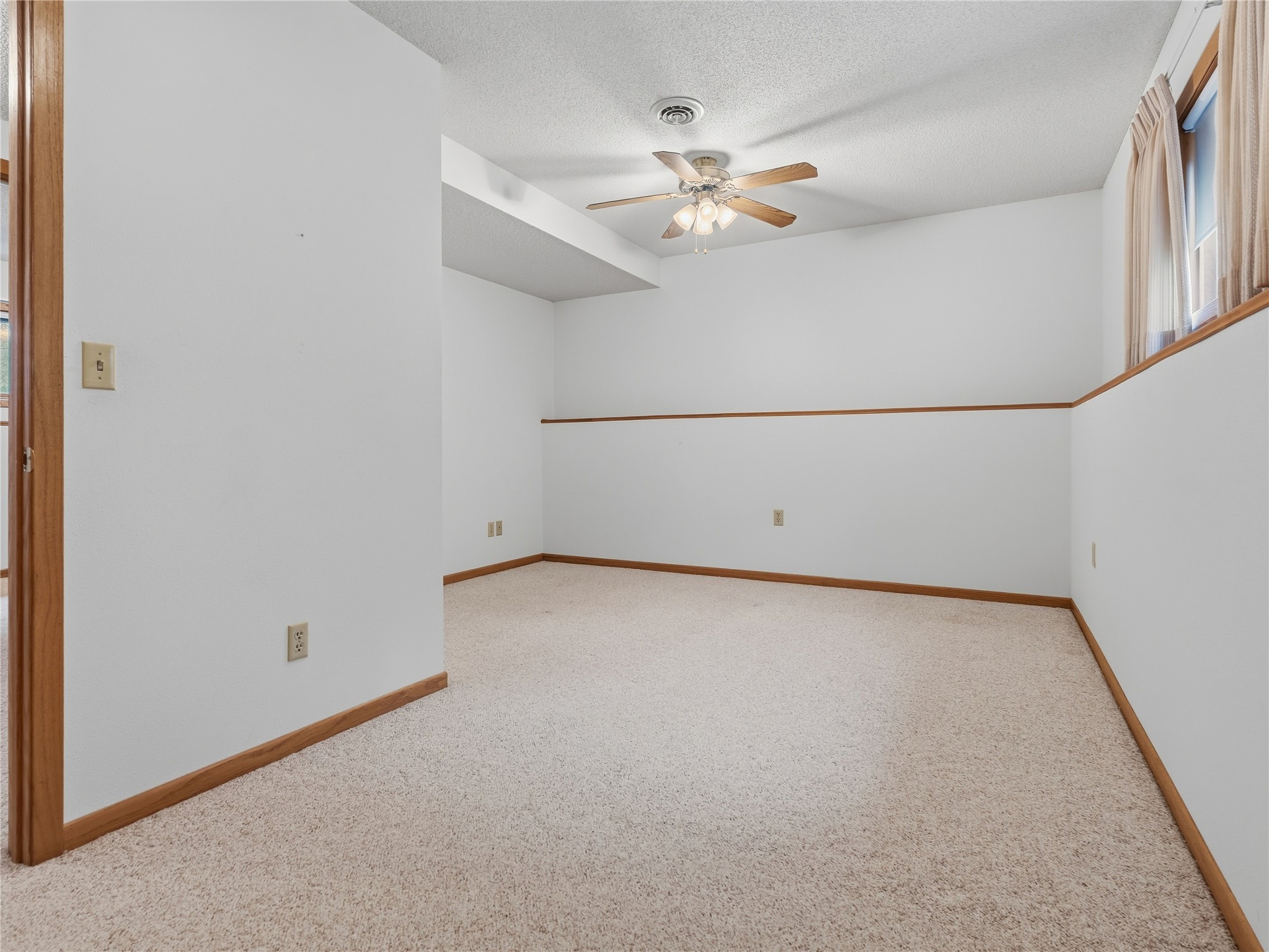 1920 22-22 1/4 Street Property Photo 36