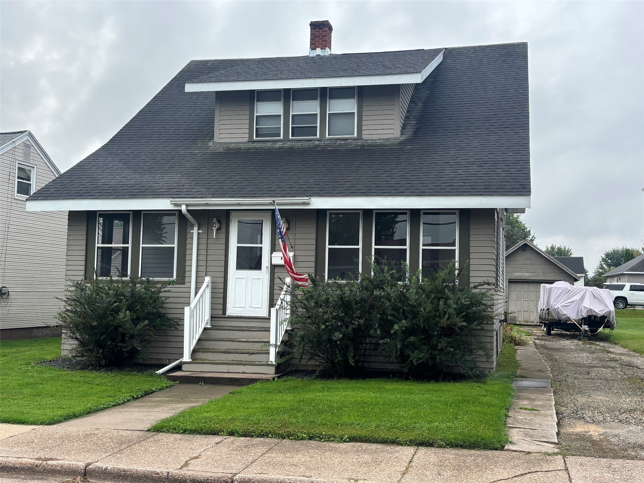 609 Jefferson Street Property Photo 1