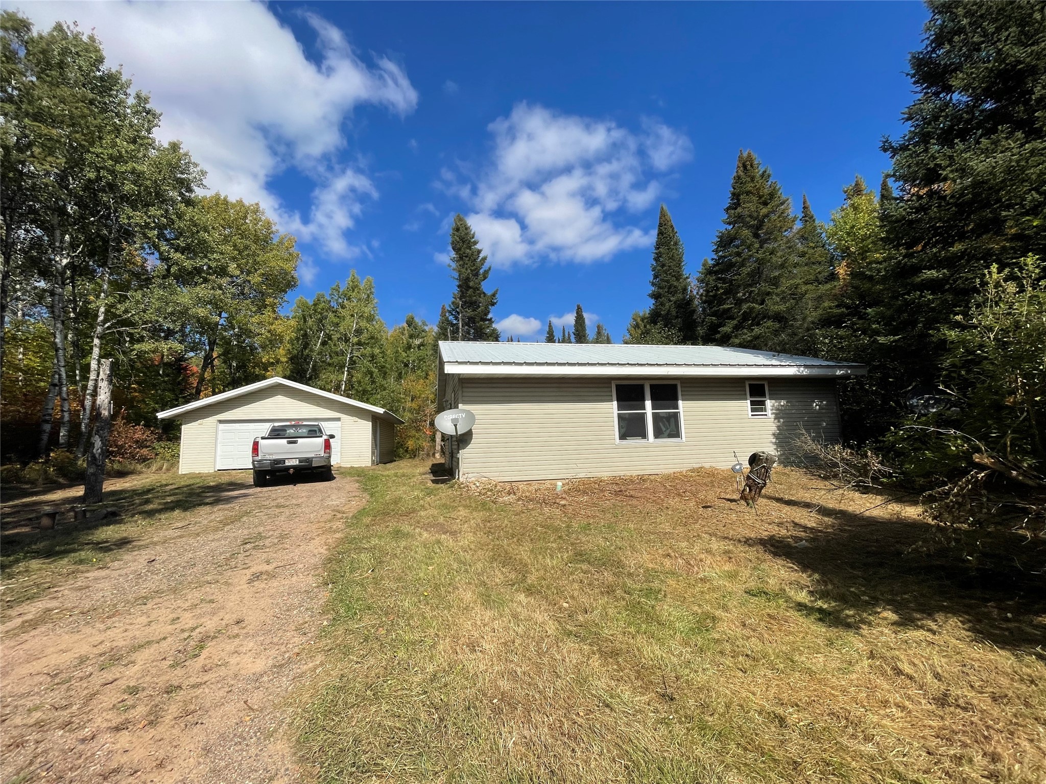 3674 W County Hwy W Property Photo 2