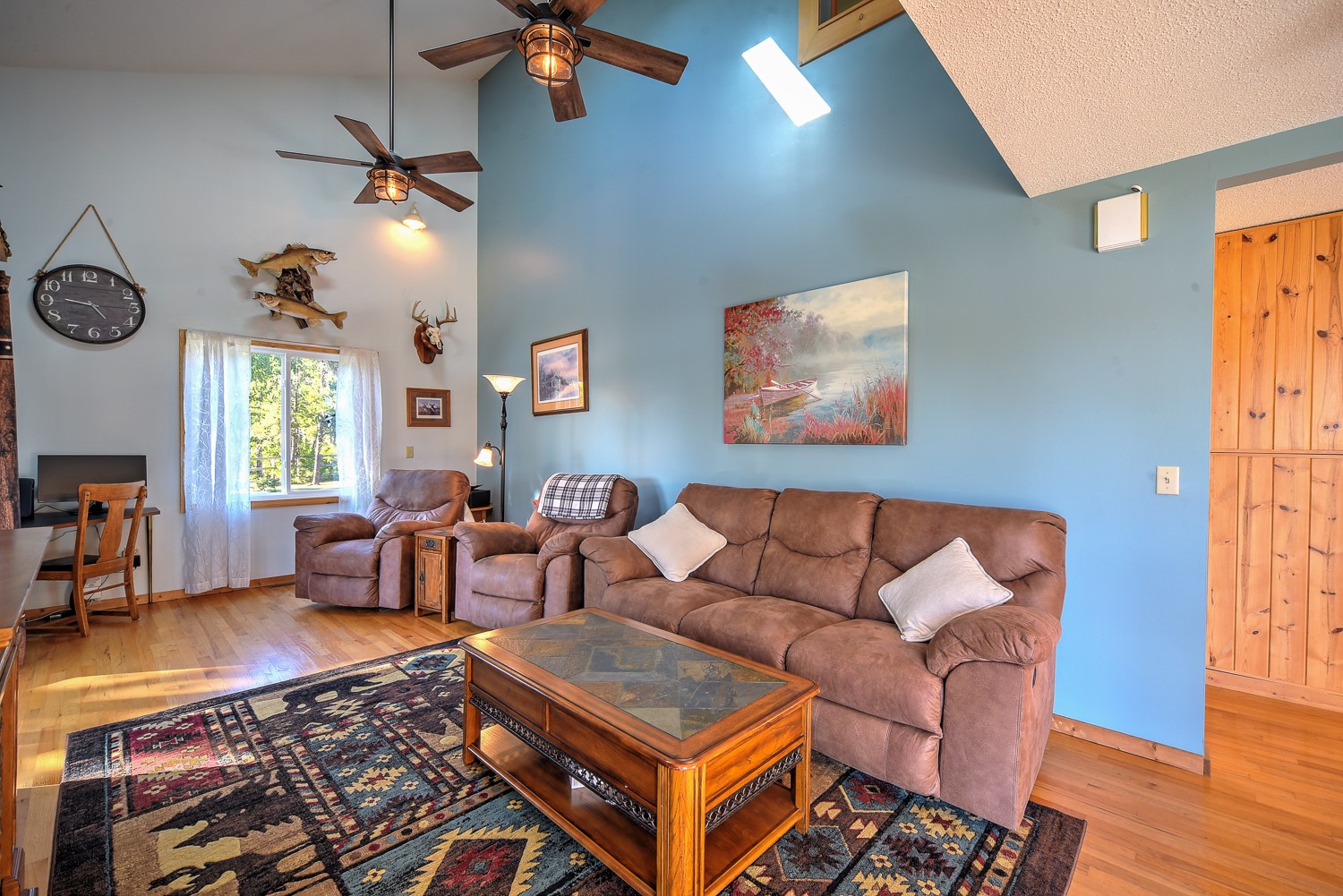 27901 N Point Lake Road Property Photo 7