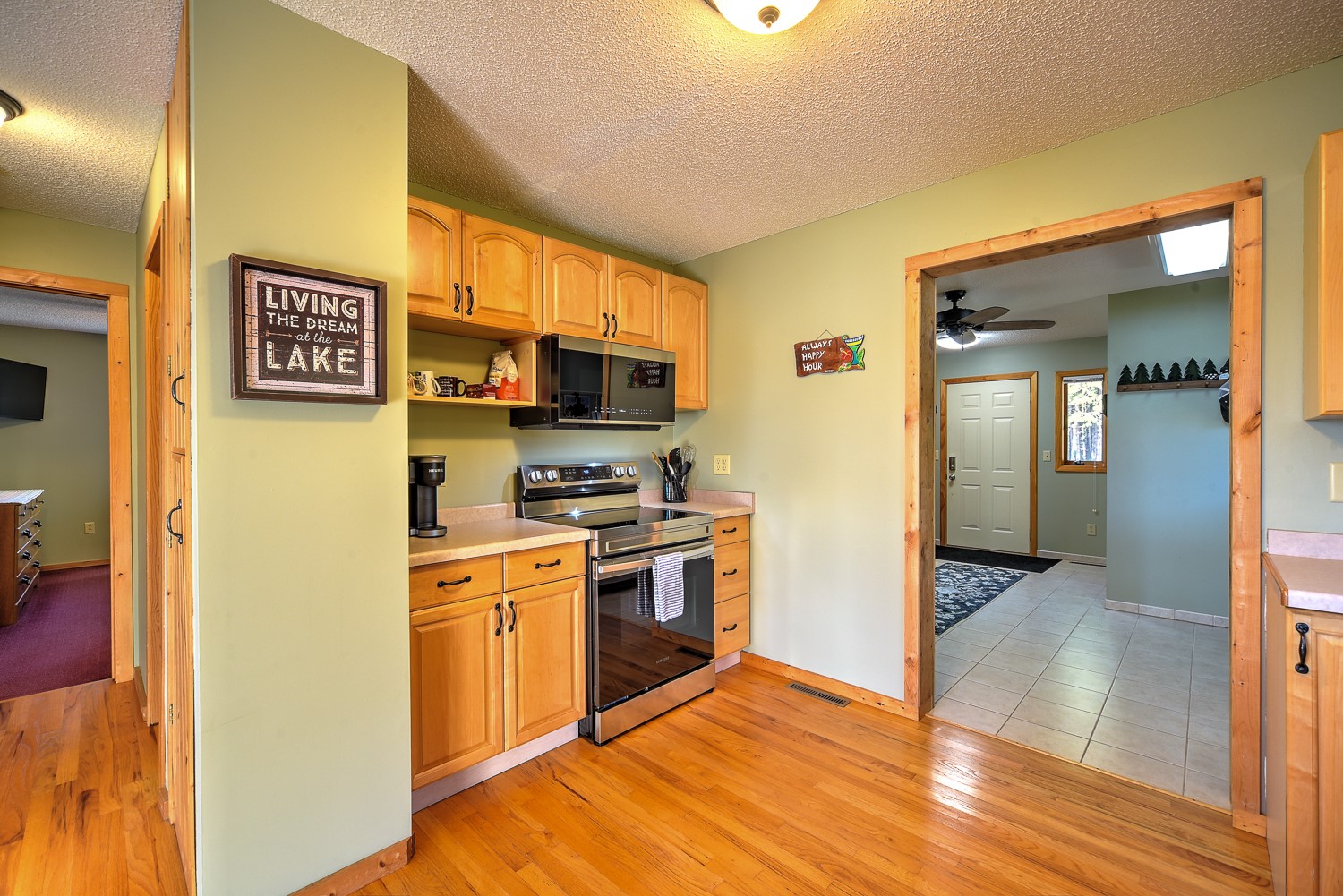 27901 N Point Lake Road Property Photo 11