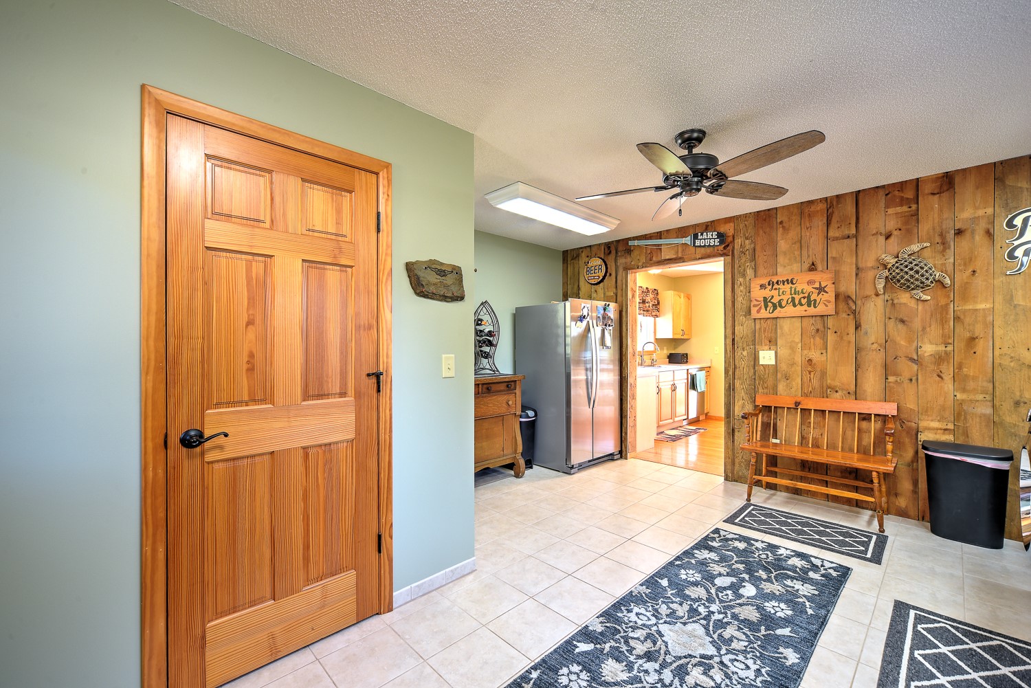 27901 N Point Lake Road Property Photo 15