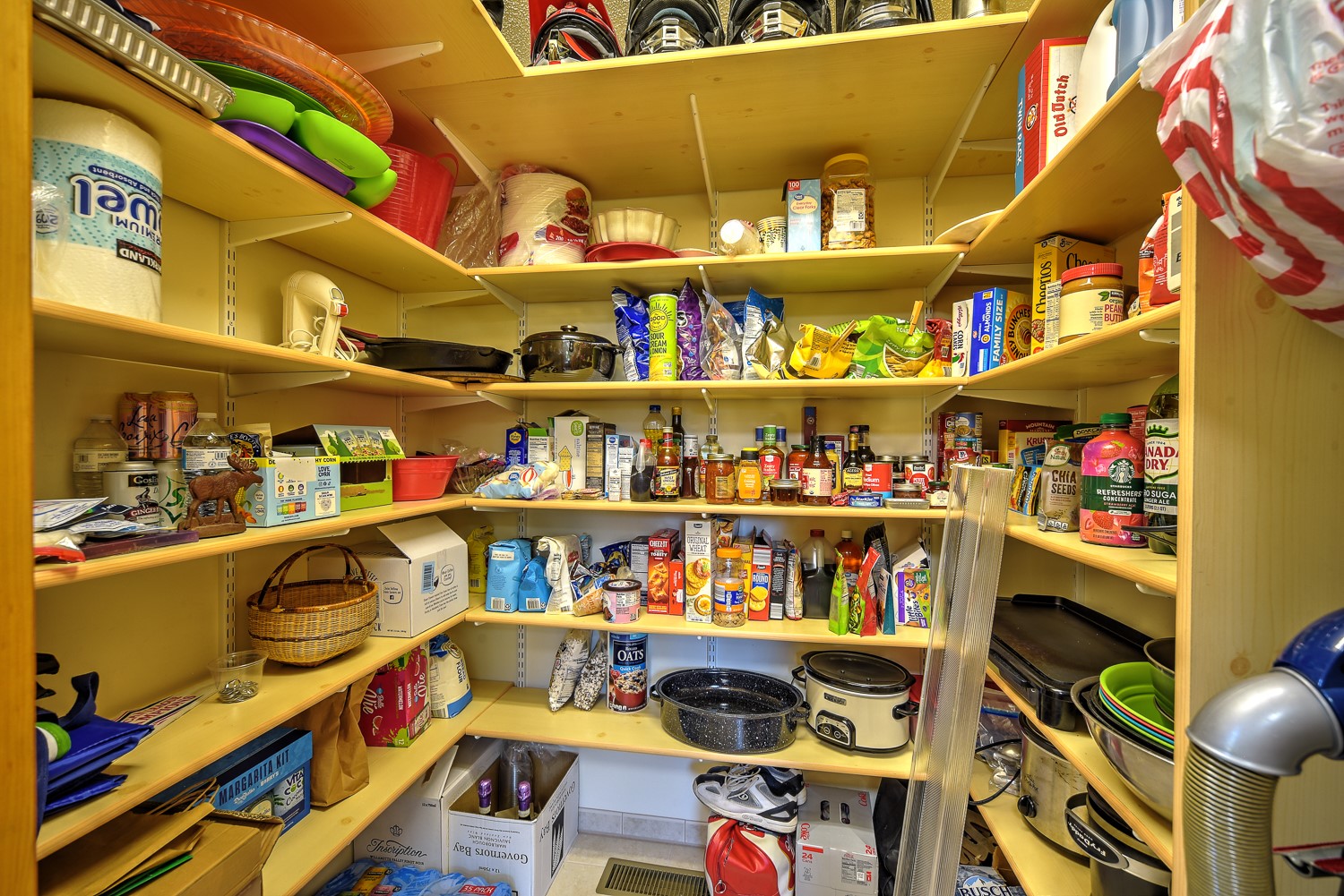 27901 N Point Lake Road Property Photo 18