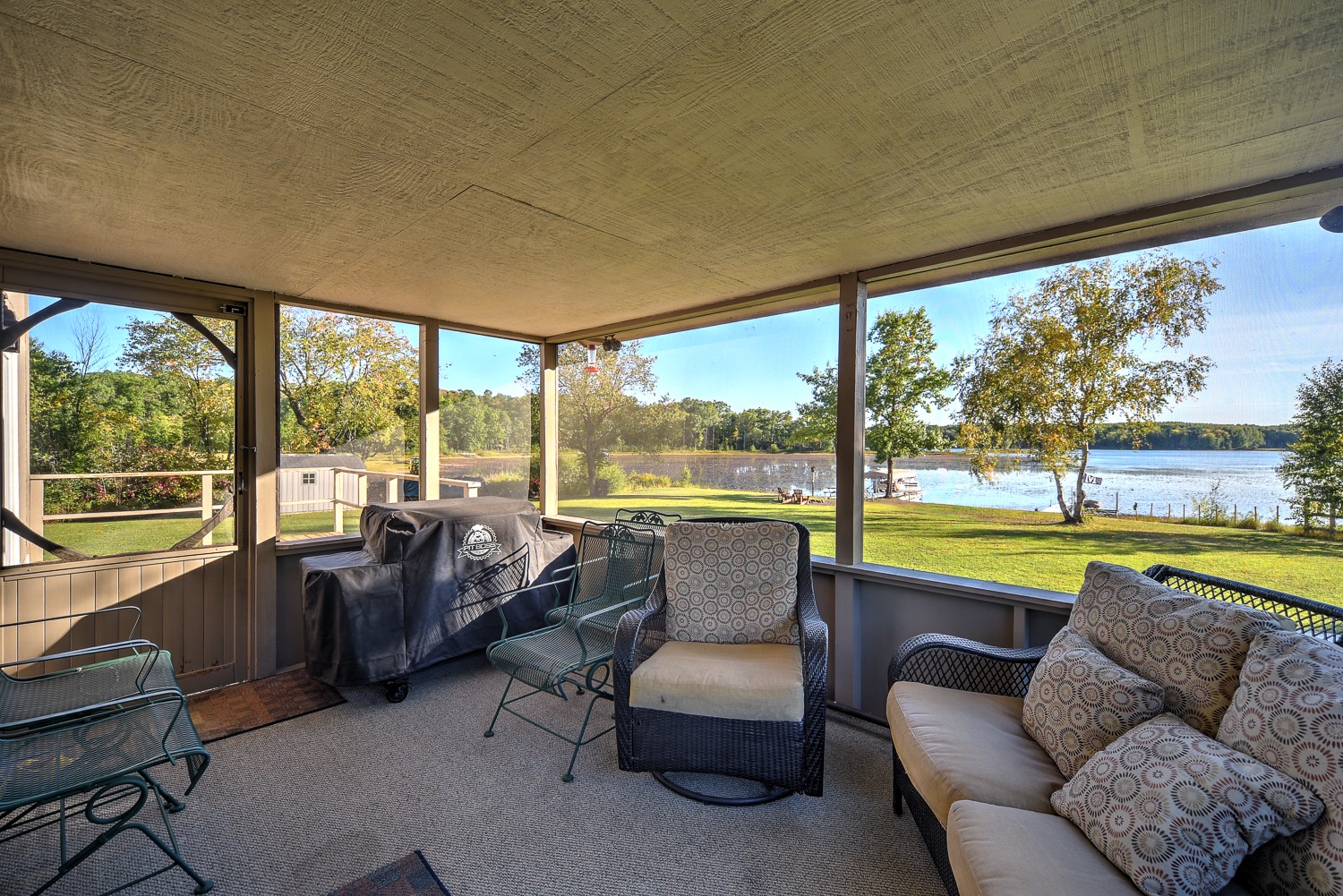 27901 N Point Lake Road Property Photo 27