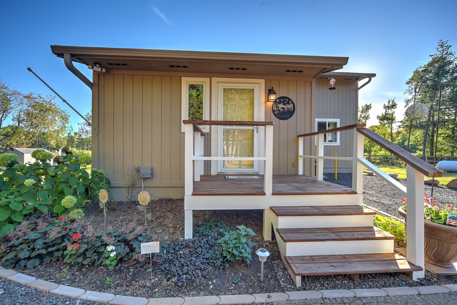 27901 N Point Lake Road Property Photo 40