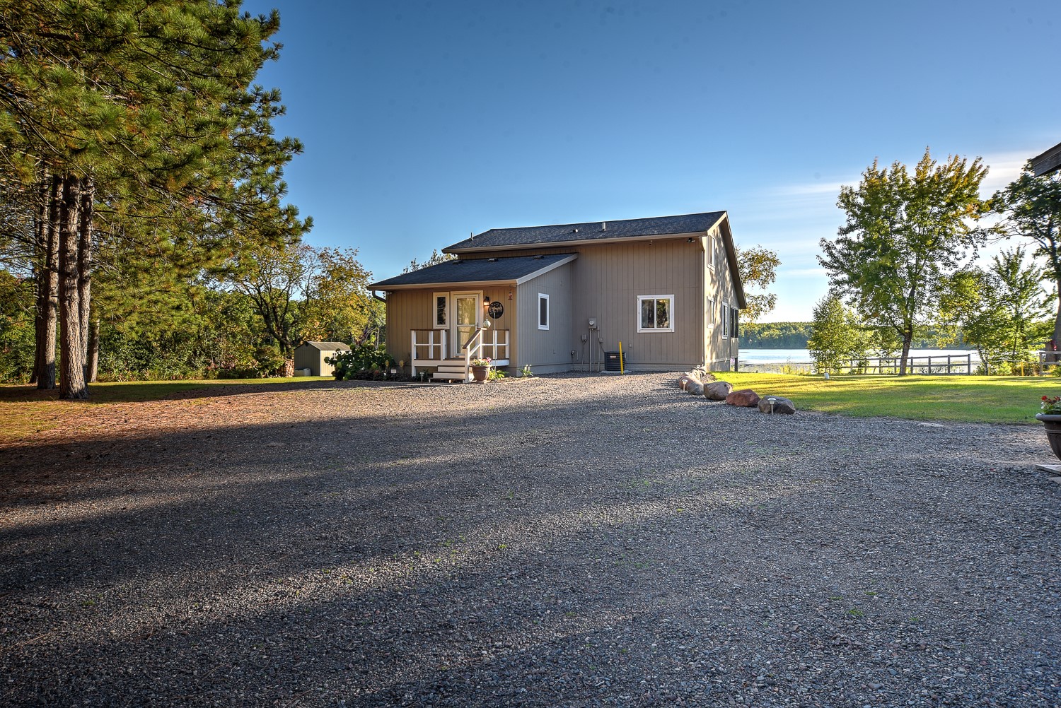 27901 N Point Lake Road Property Photo 44