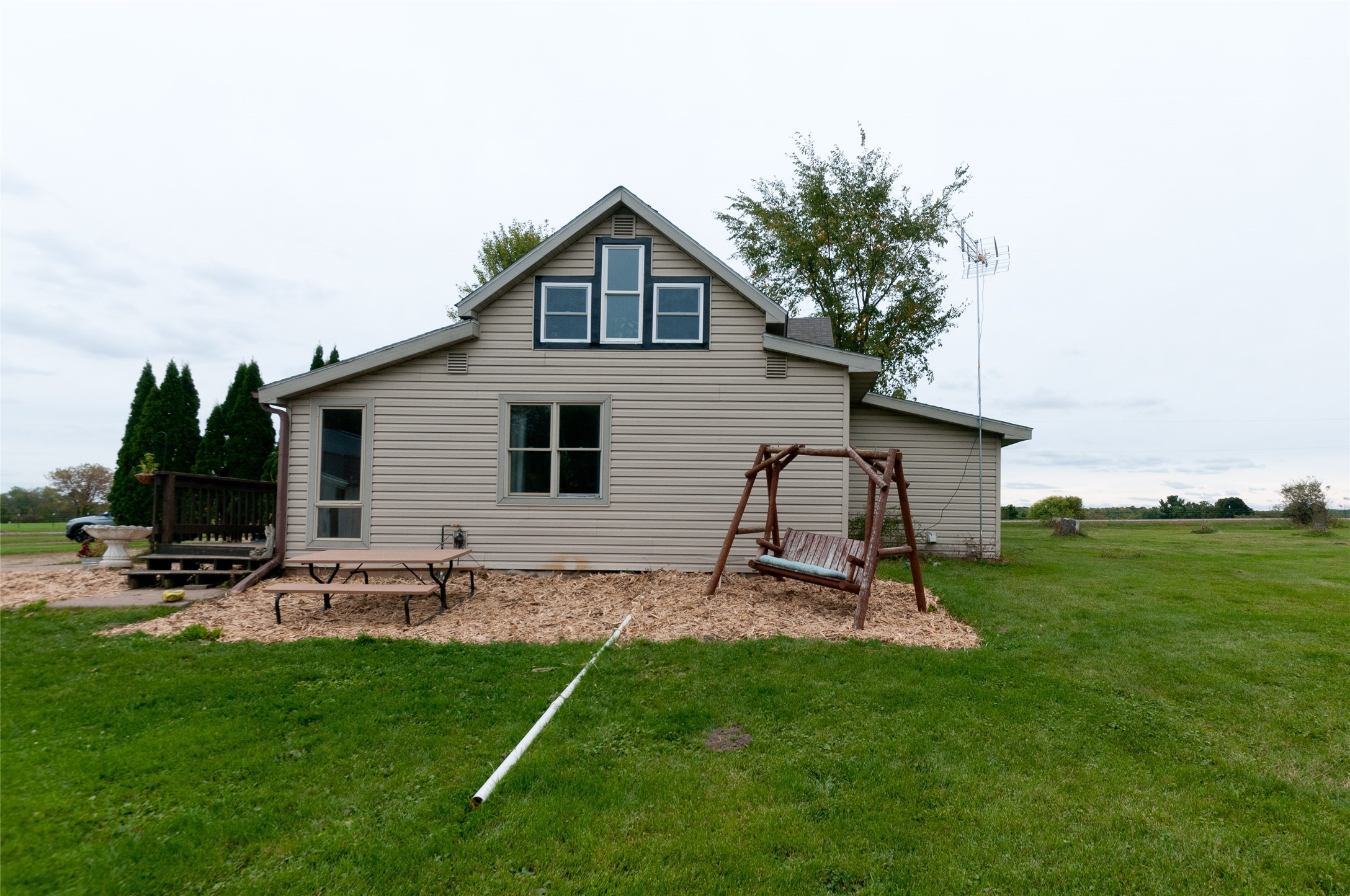 986 9th Street Property Photo 6