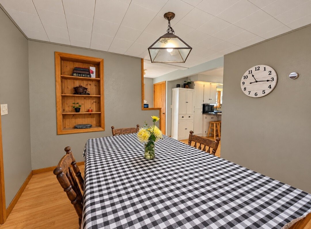 1681 County Road X Property Photo 10