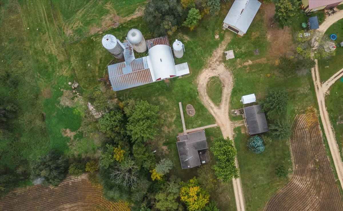 1681 County Road X Property Photo 35
