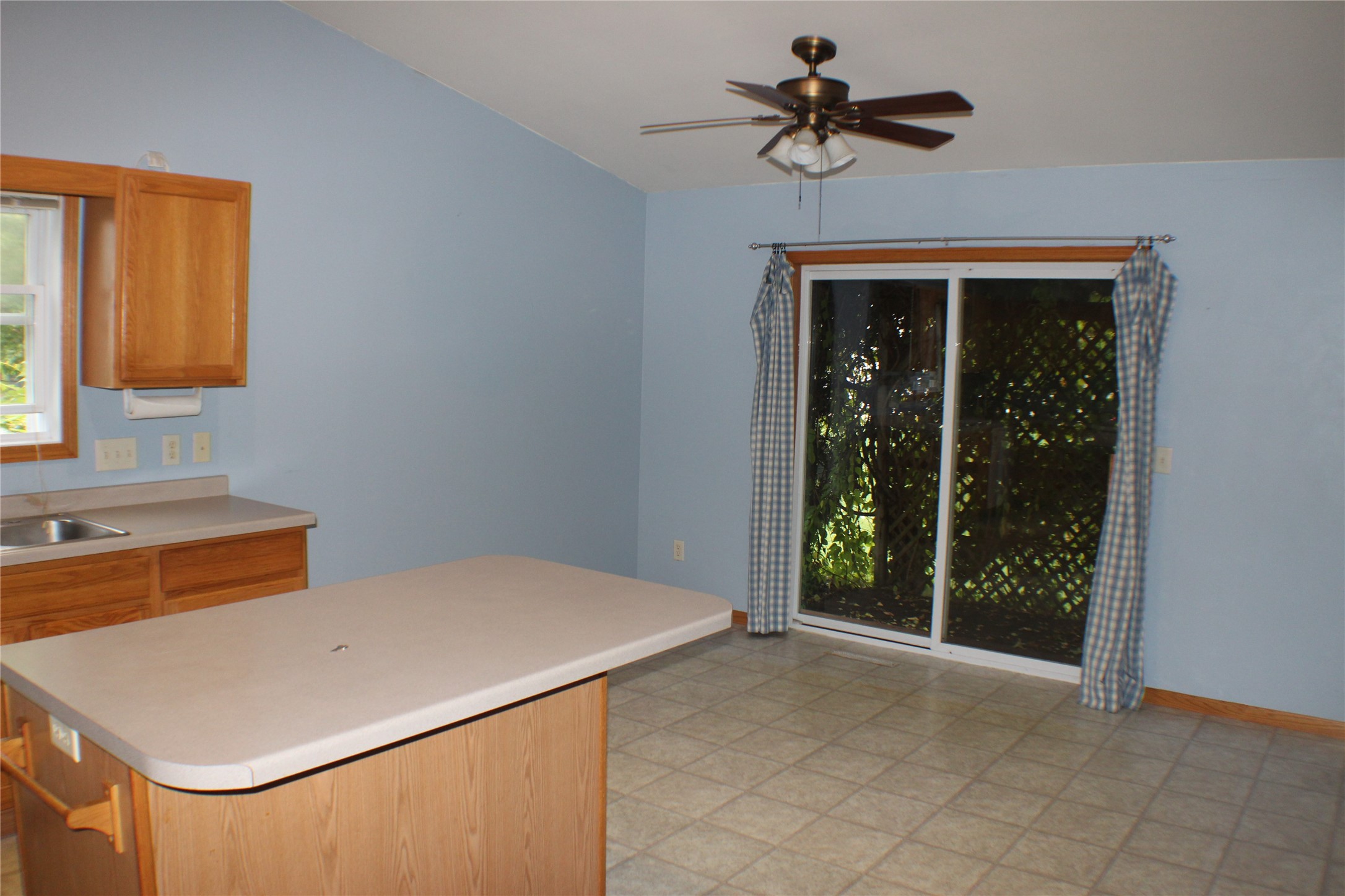2509 Melmar Court Property Photo 7