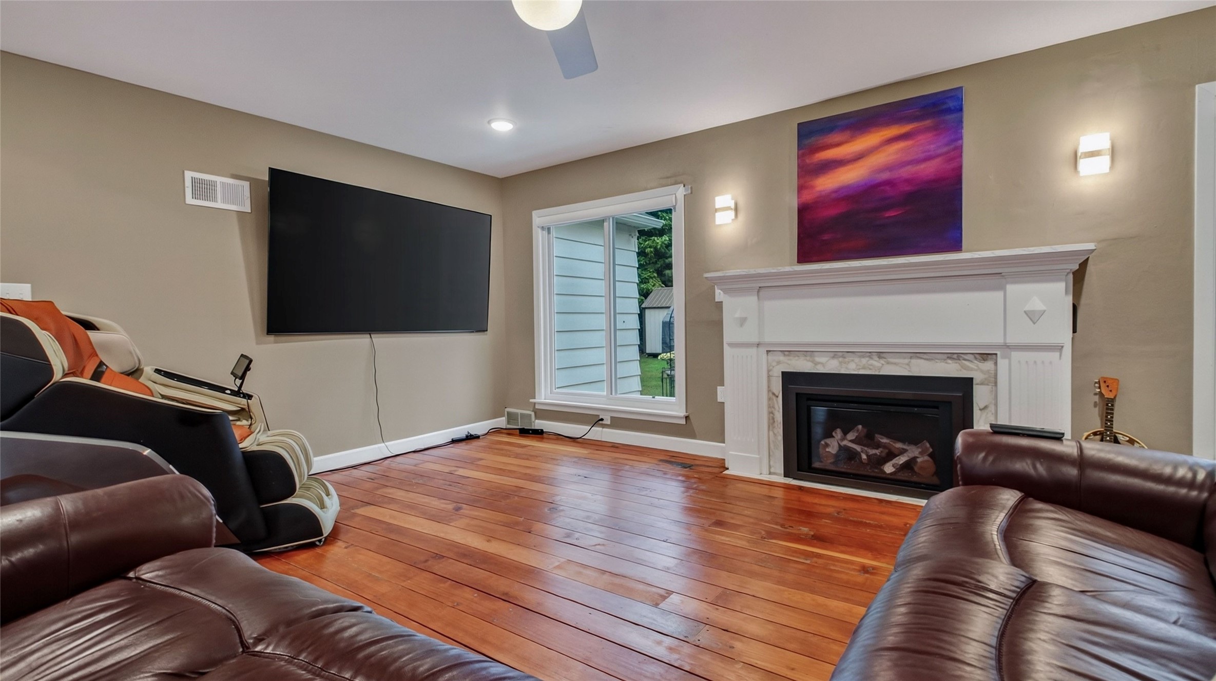 5565 North Shore Drive Property Photo 10