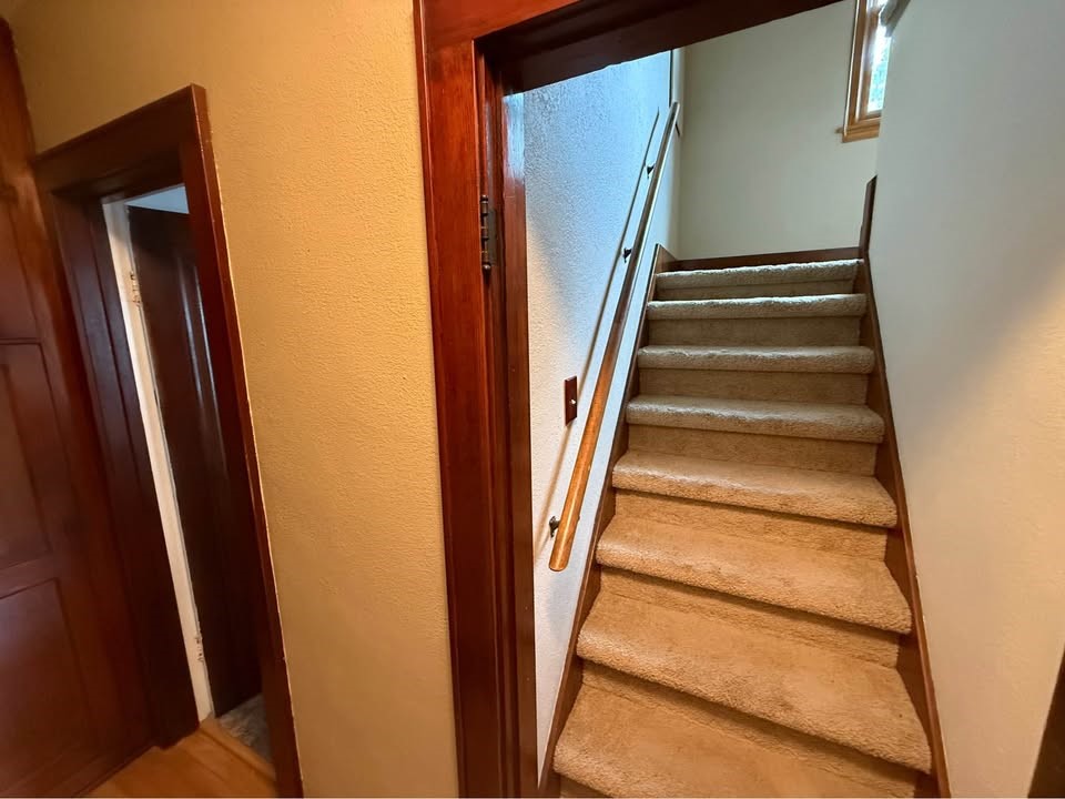932 N Sawyer Street Property Photo 22