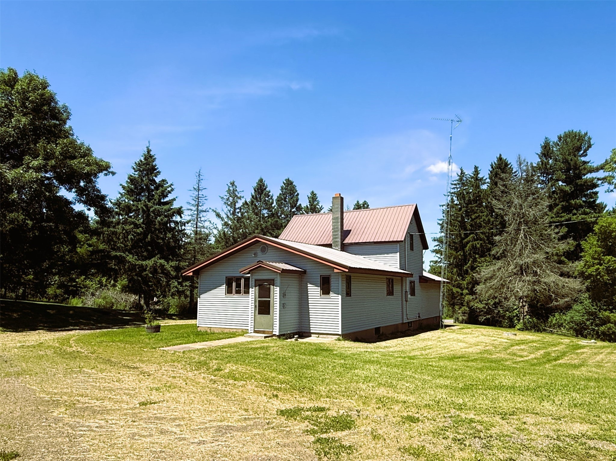 W7753 Old 14 Road Property Photo 1