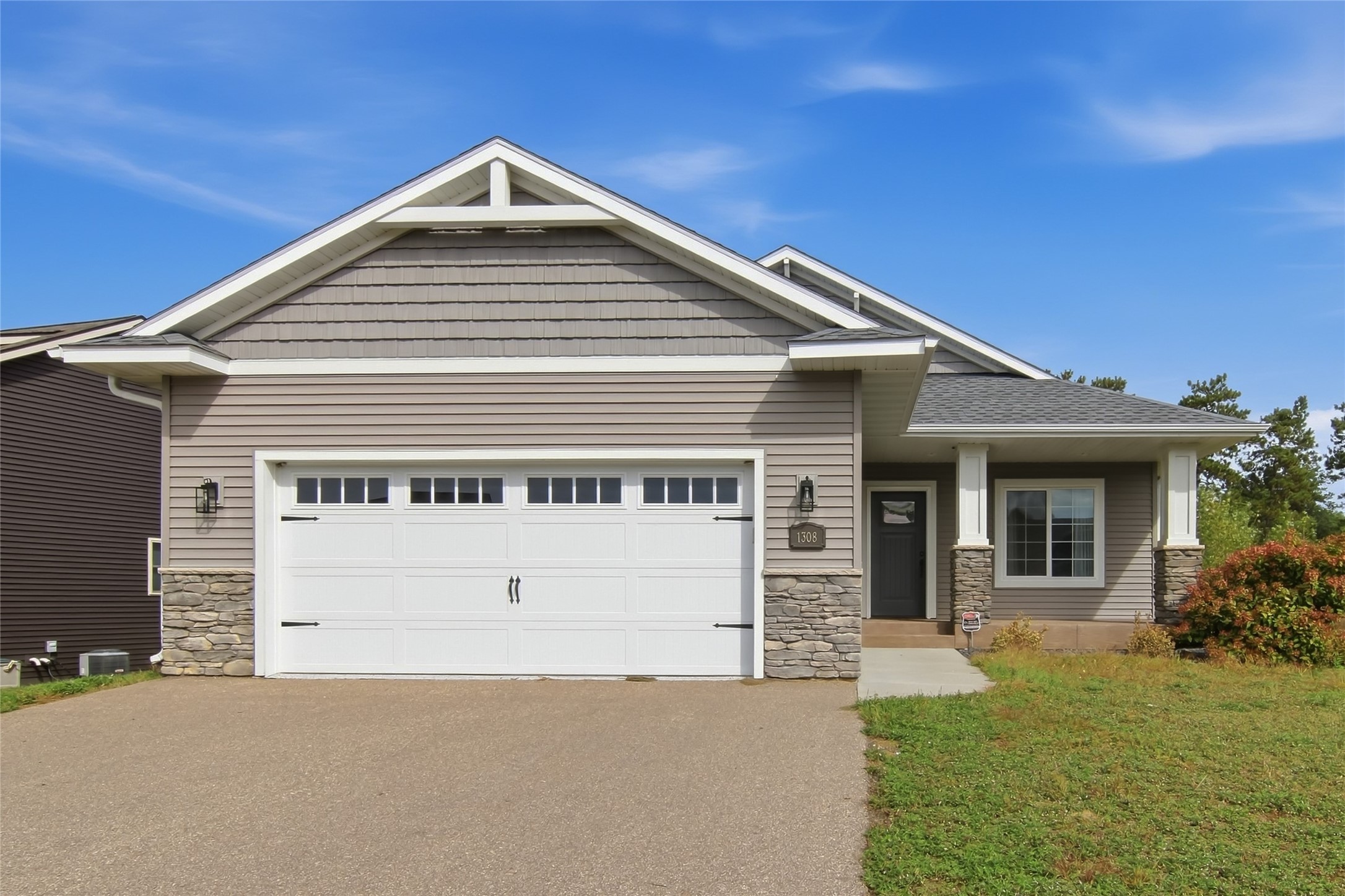 1308 St Andrews Drive Property Photo 1